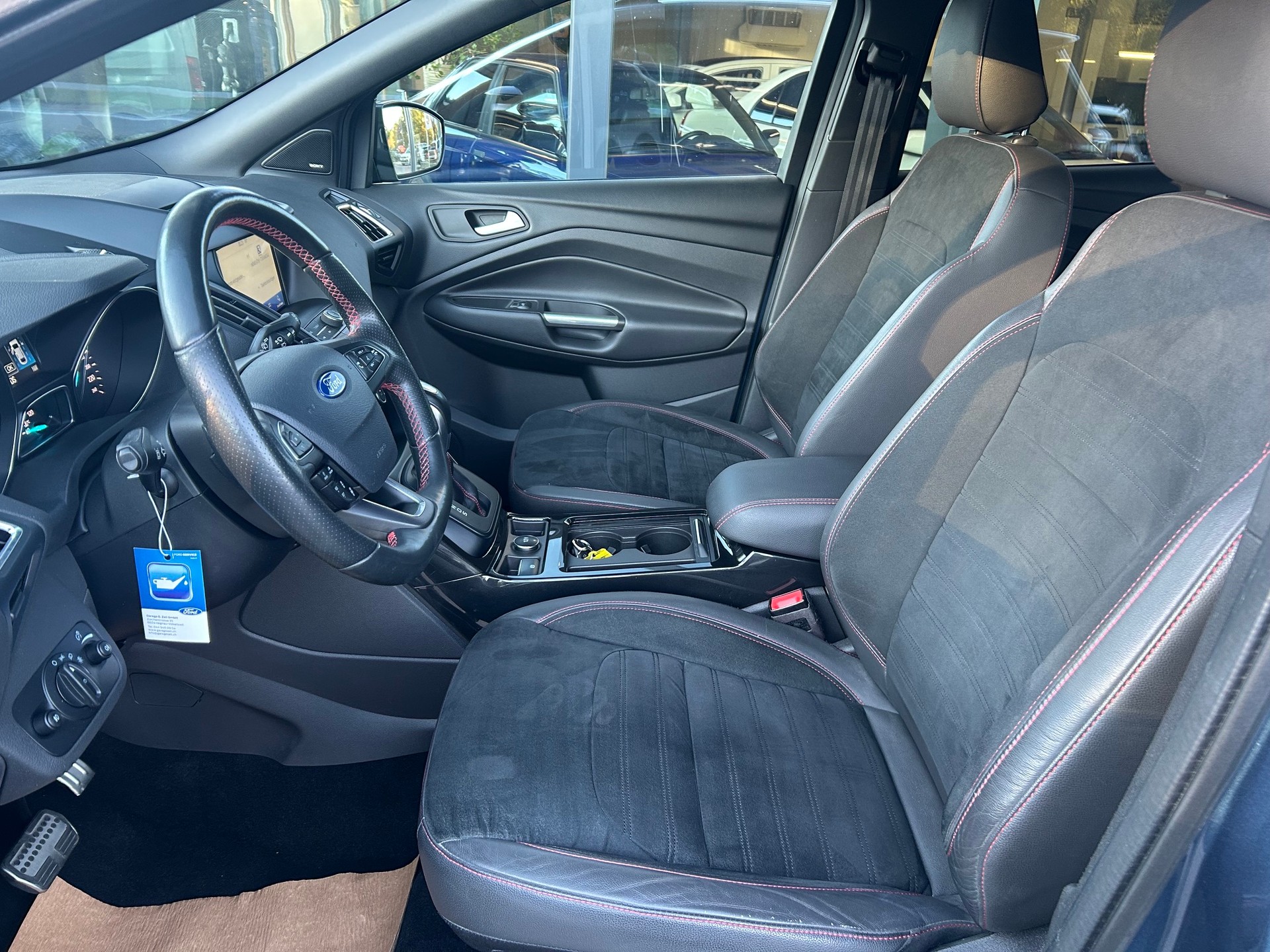 FORD Kuga 2.0 TDCi ST Line High 4WD PowerShift-image-10