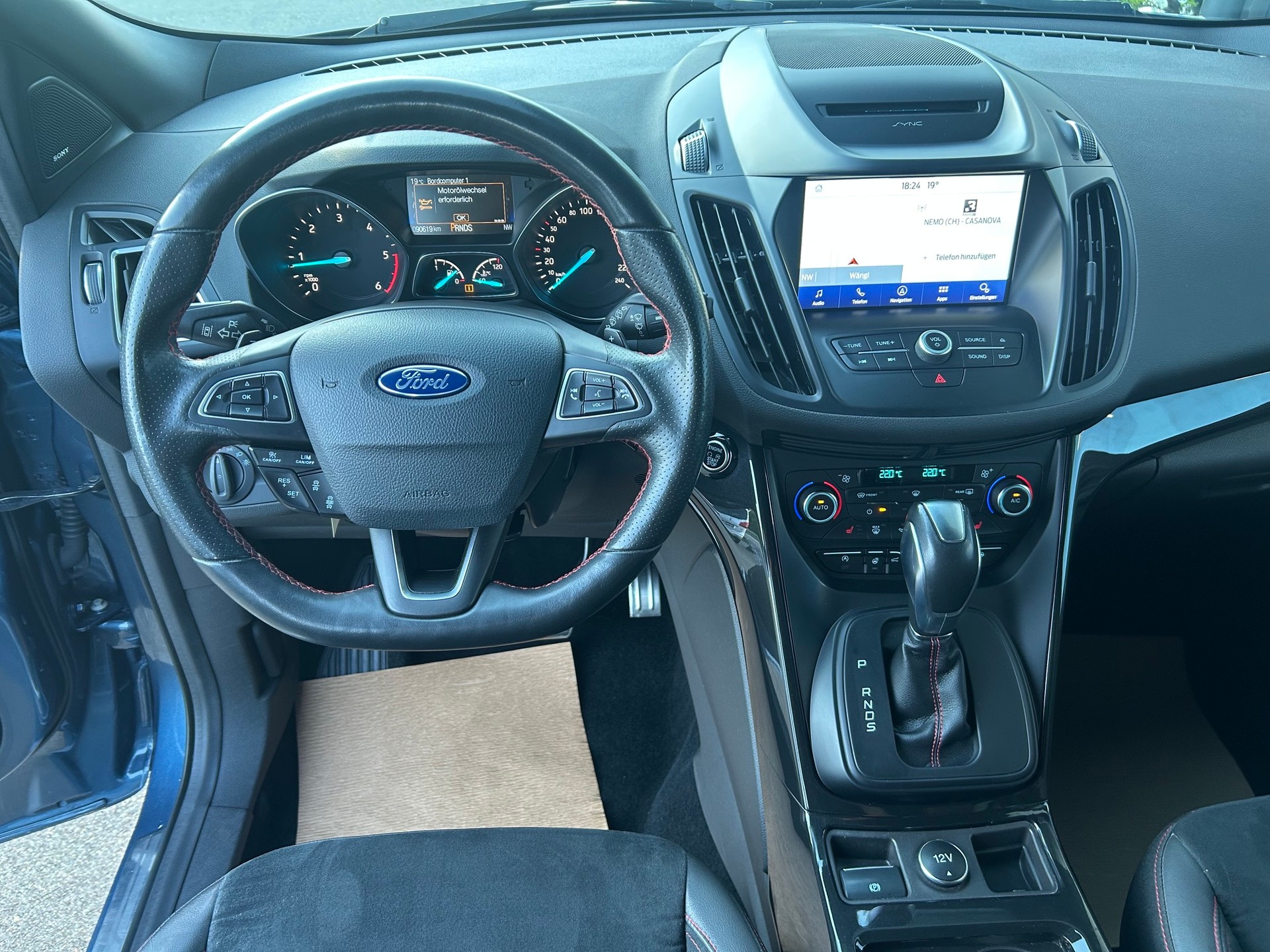 FORD Kuga 2.0 TDCi ST Line High 4WD PowerShift-image-8