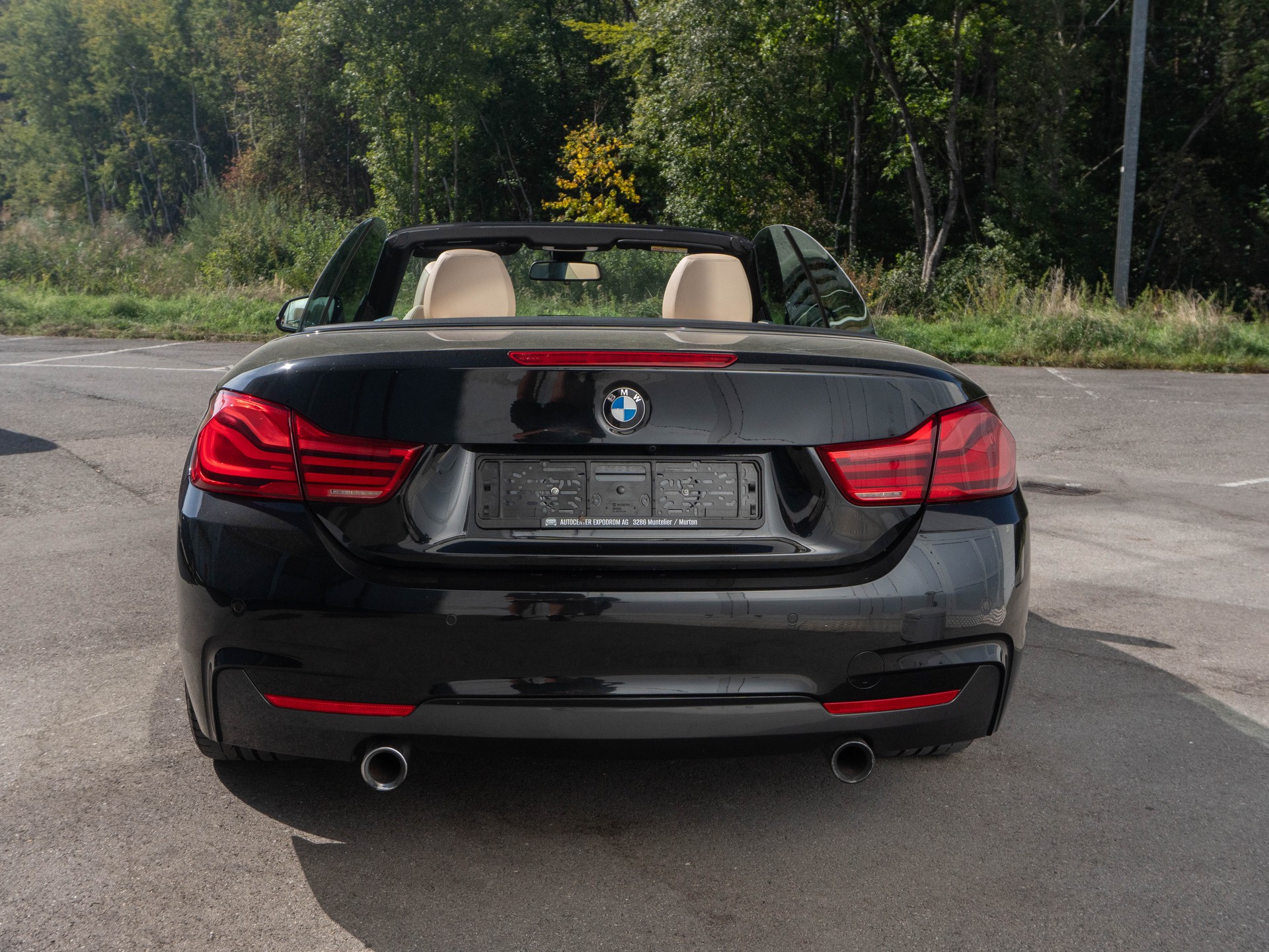 BMW 440i Cabriolet xDrive M Sport Steptronic-image-3