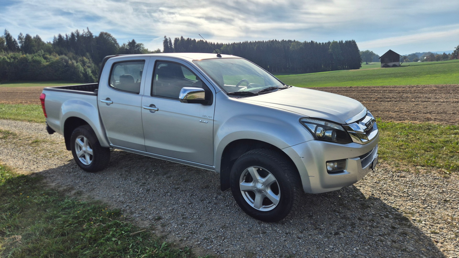 ISUZU D-MAX 2.5 Crew Cab Solar 4x4-image-1