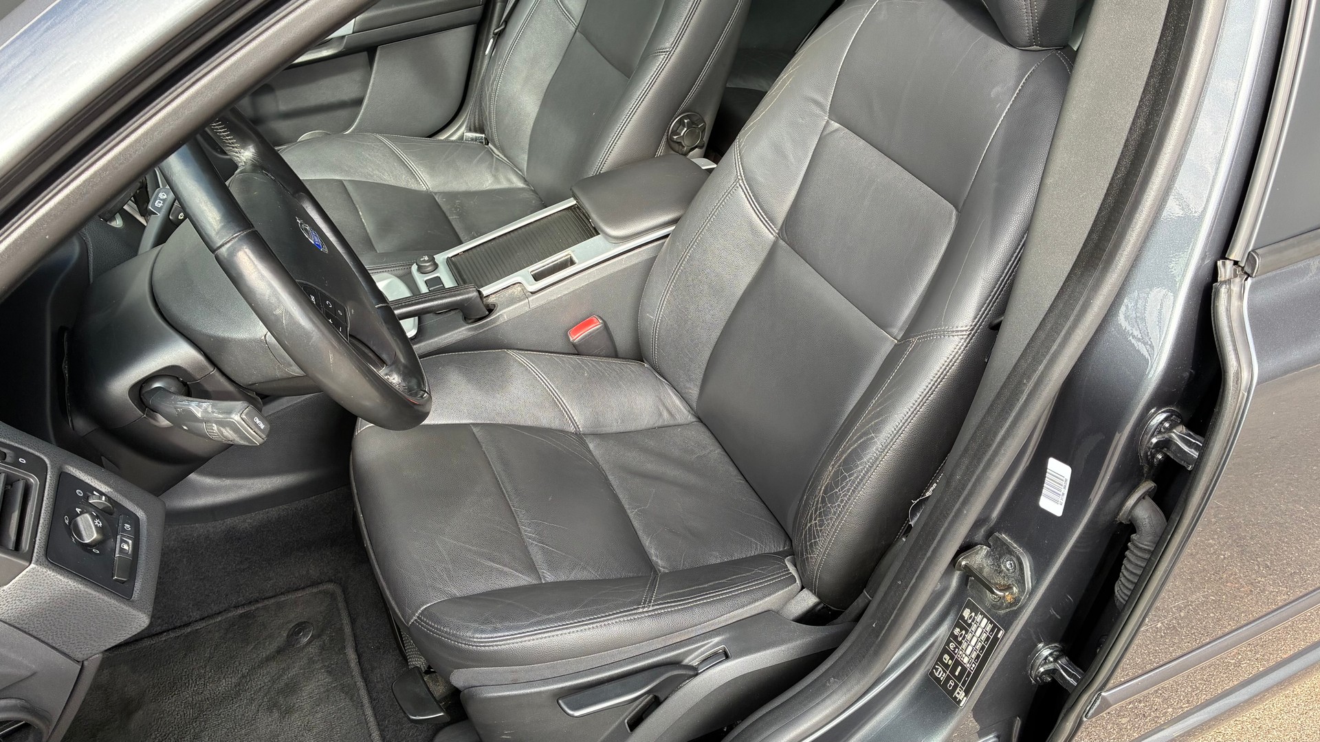 VOLVO V50 D3 Business Pro Edition Geartronic-image-10