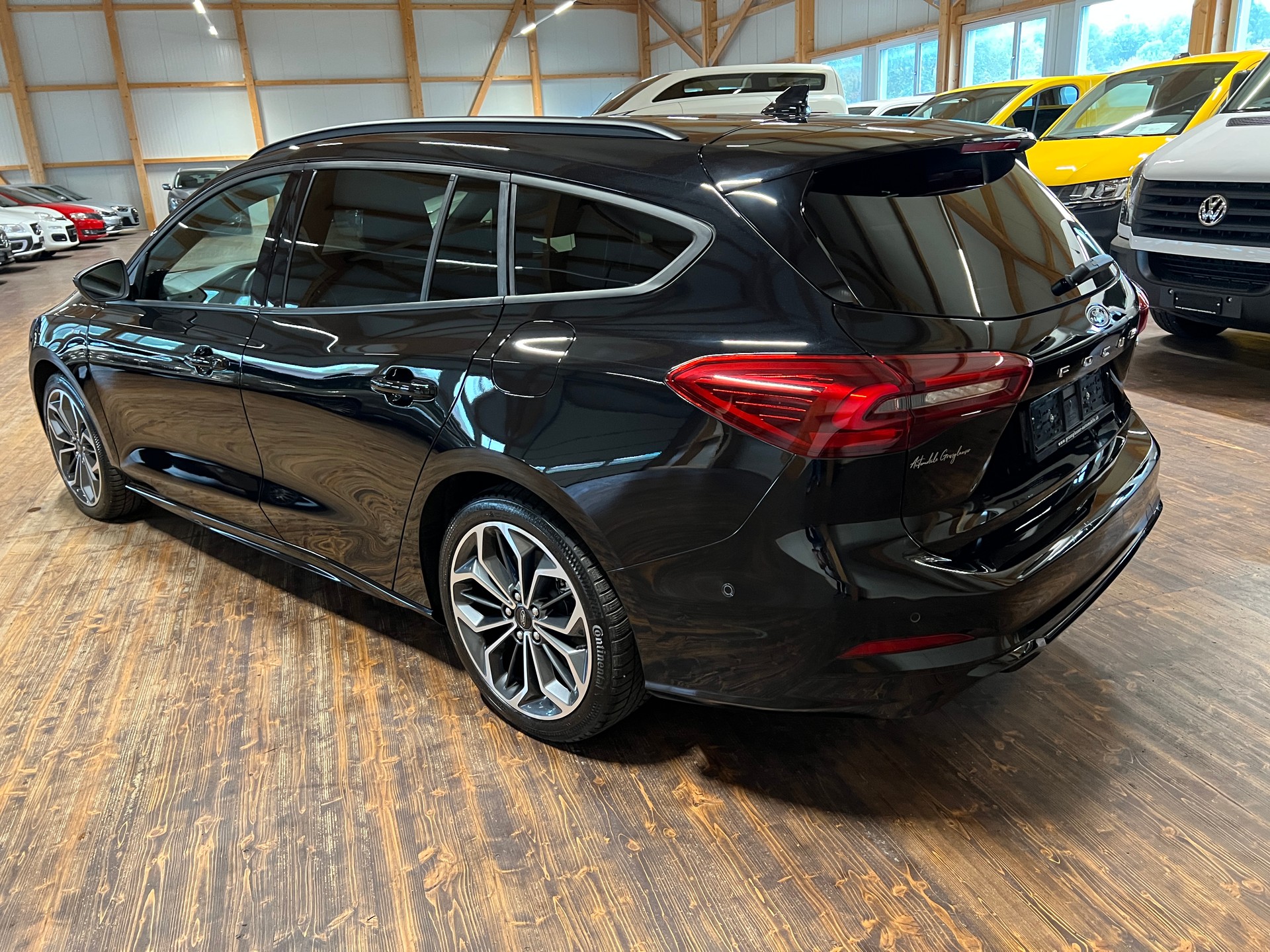 FORD Focus 1.0 MHEV ST-Line X Automat-image-6