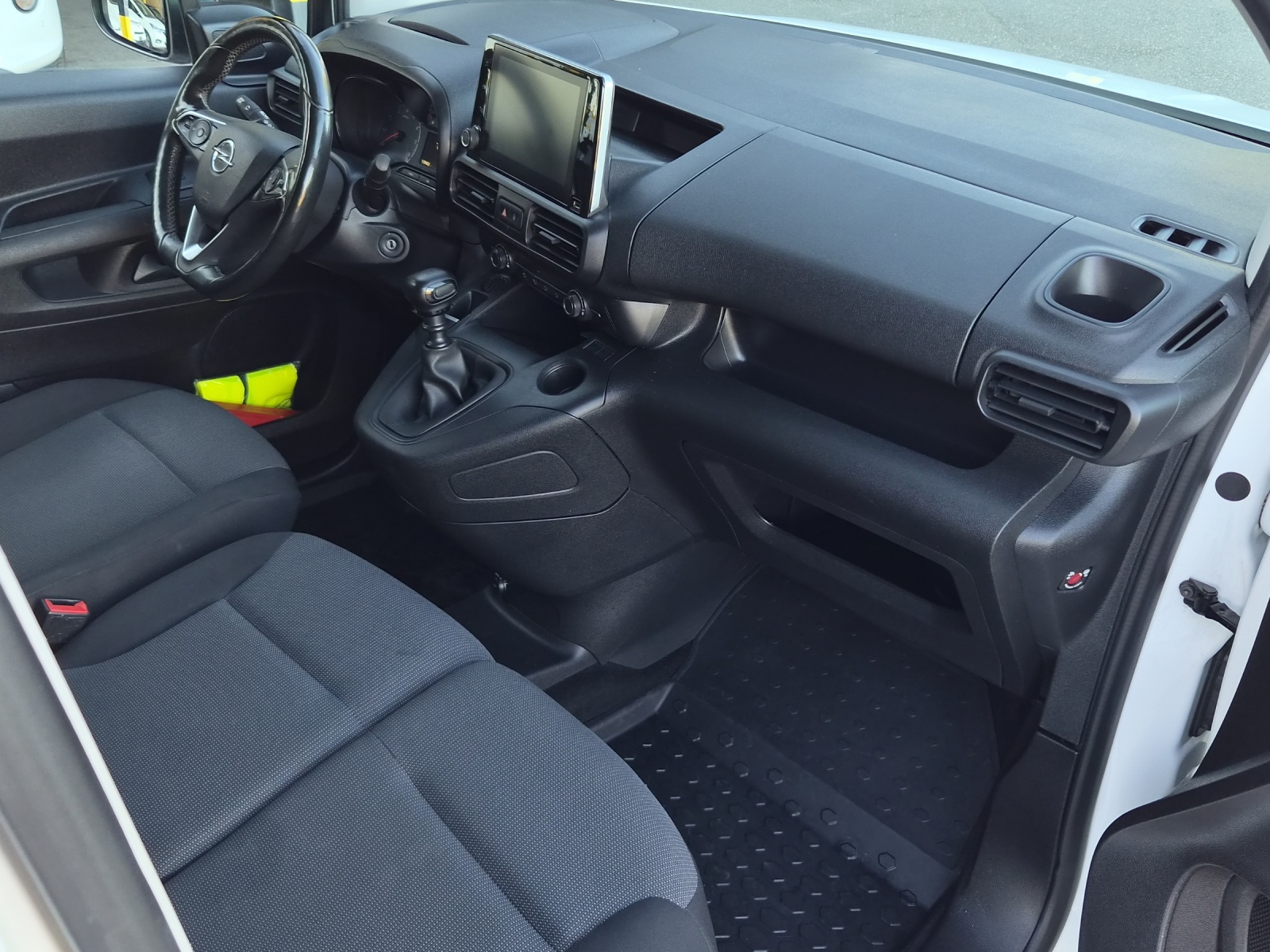 OPEL Combo Cargo 2.4 t 1.5 D Enjoy S/S-image-6