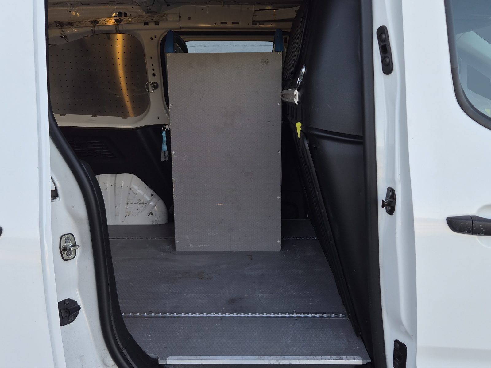 OPEL Combo Cargo 2.4 t 1.5 D Enjoy S/S-image-7