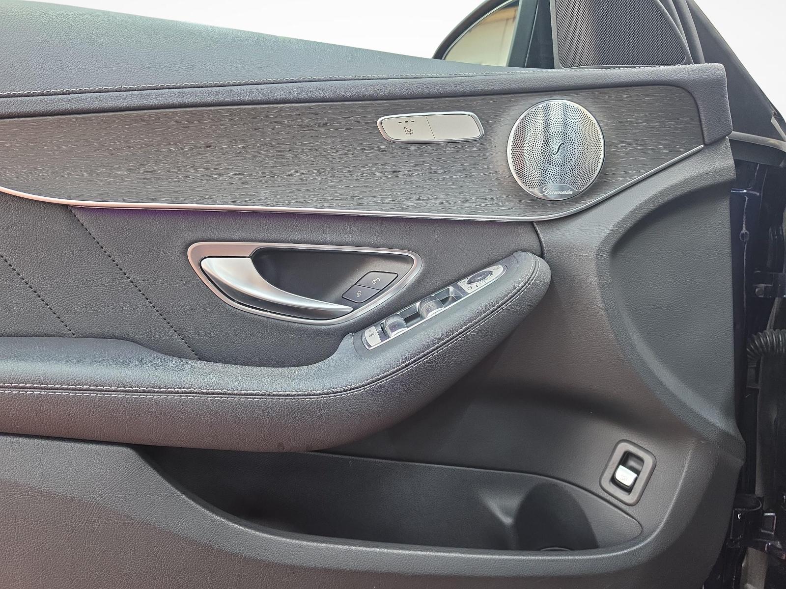 MERCEDES-BENZ C 200 4MATIC T-Modell Swiss Star AMG Line-image-8