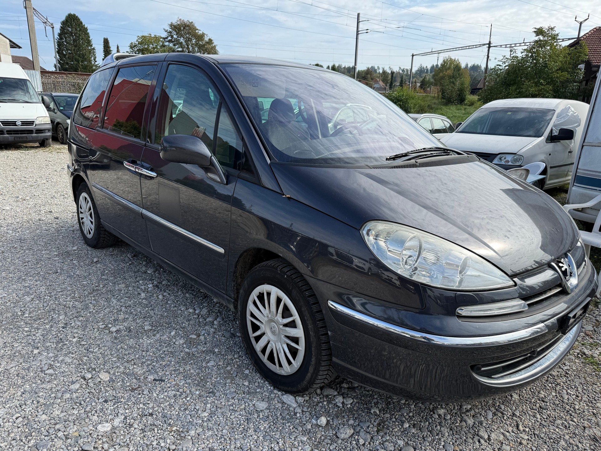 PEUGEOT 807 2.2 16V HDi Black & Silver-image-1