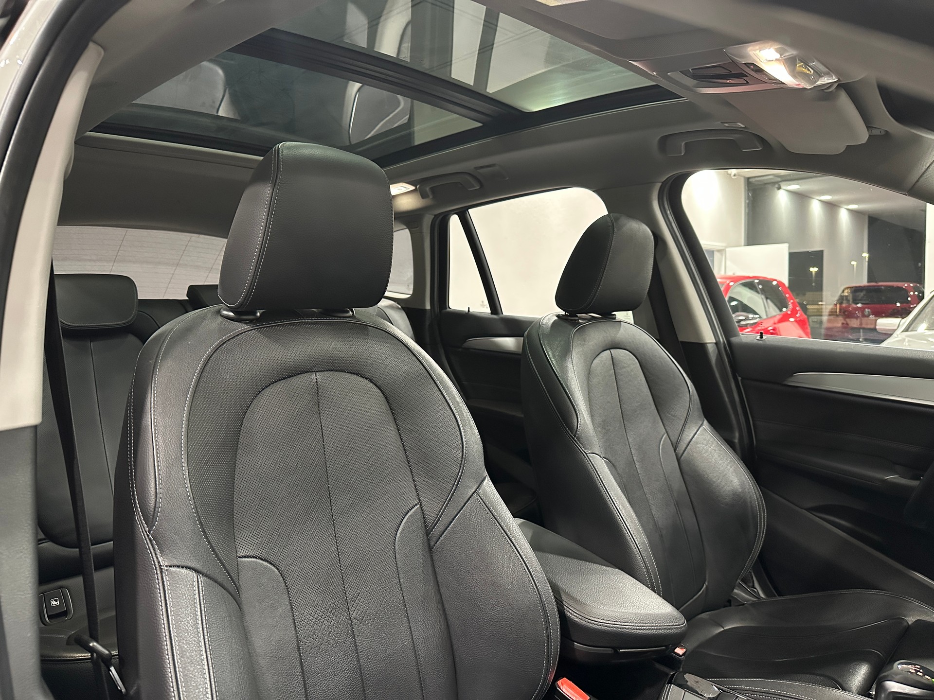 BMW X1 xDrive 25i xLine Steptronic-image-15
