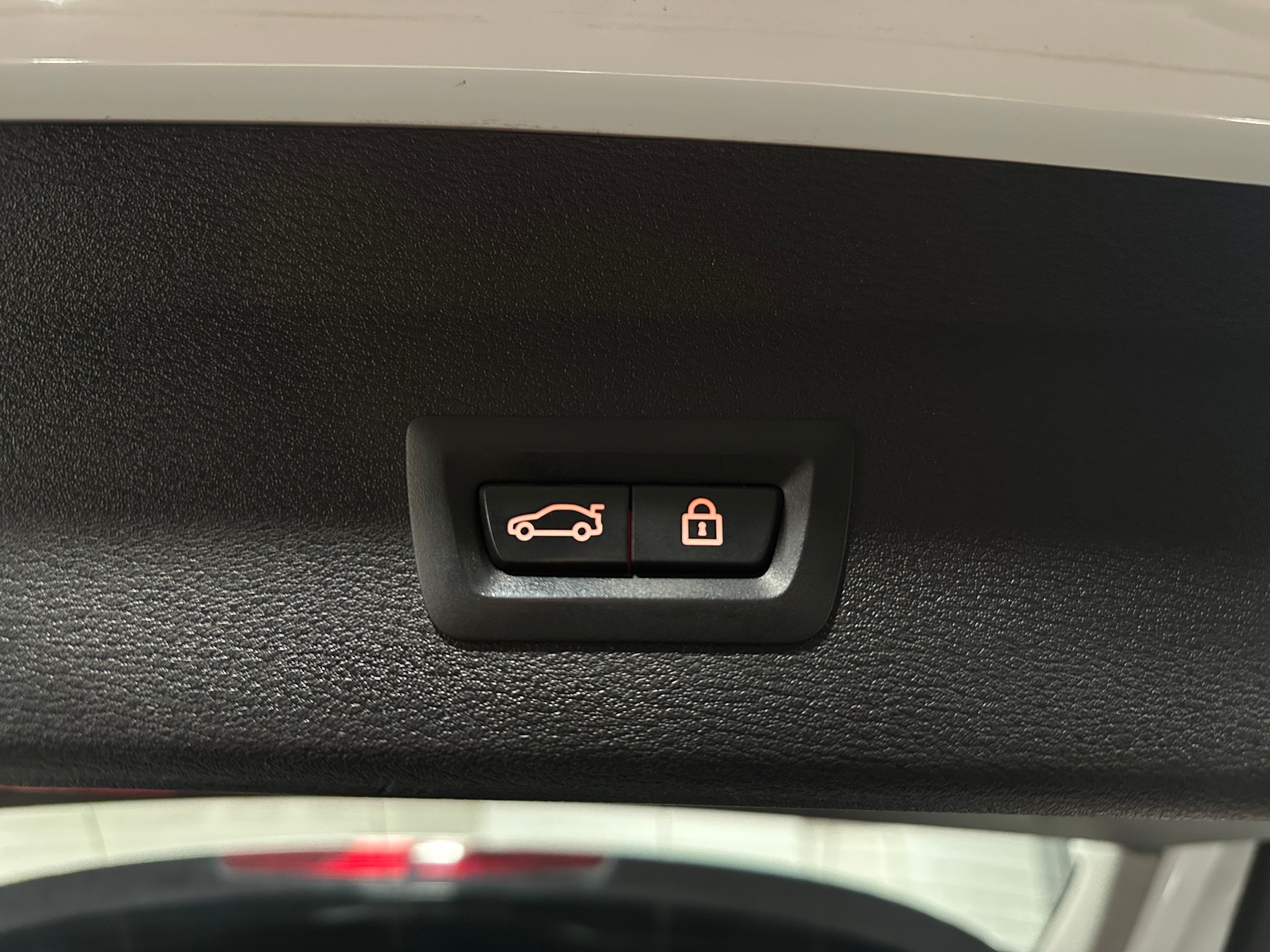 BMW X1 xDrive 25i xLine Steptronic-image-29
