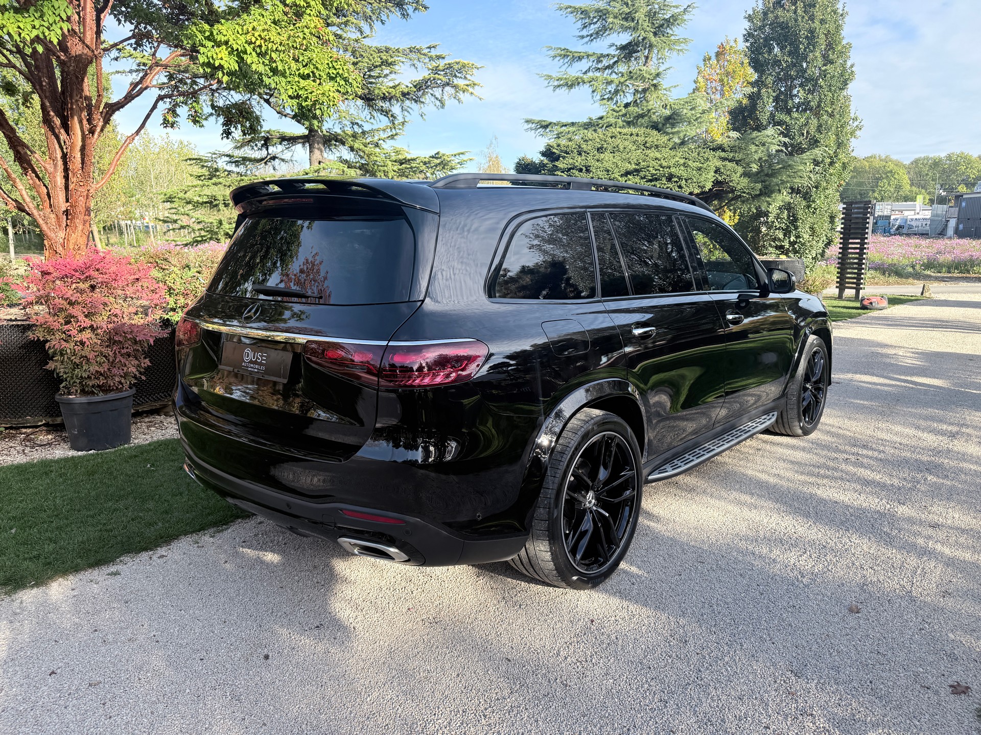 MERCEDES-BENZ GLS 580 4Matic 9G-Tronic-showroom-element-2