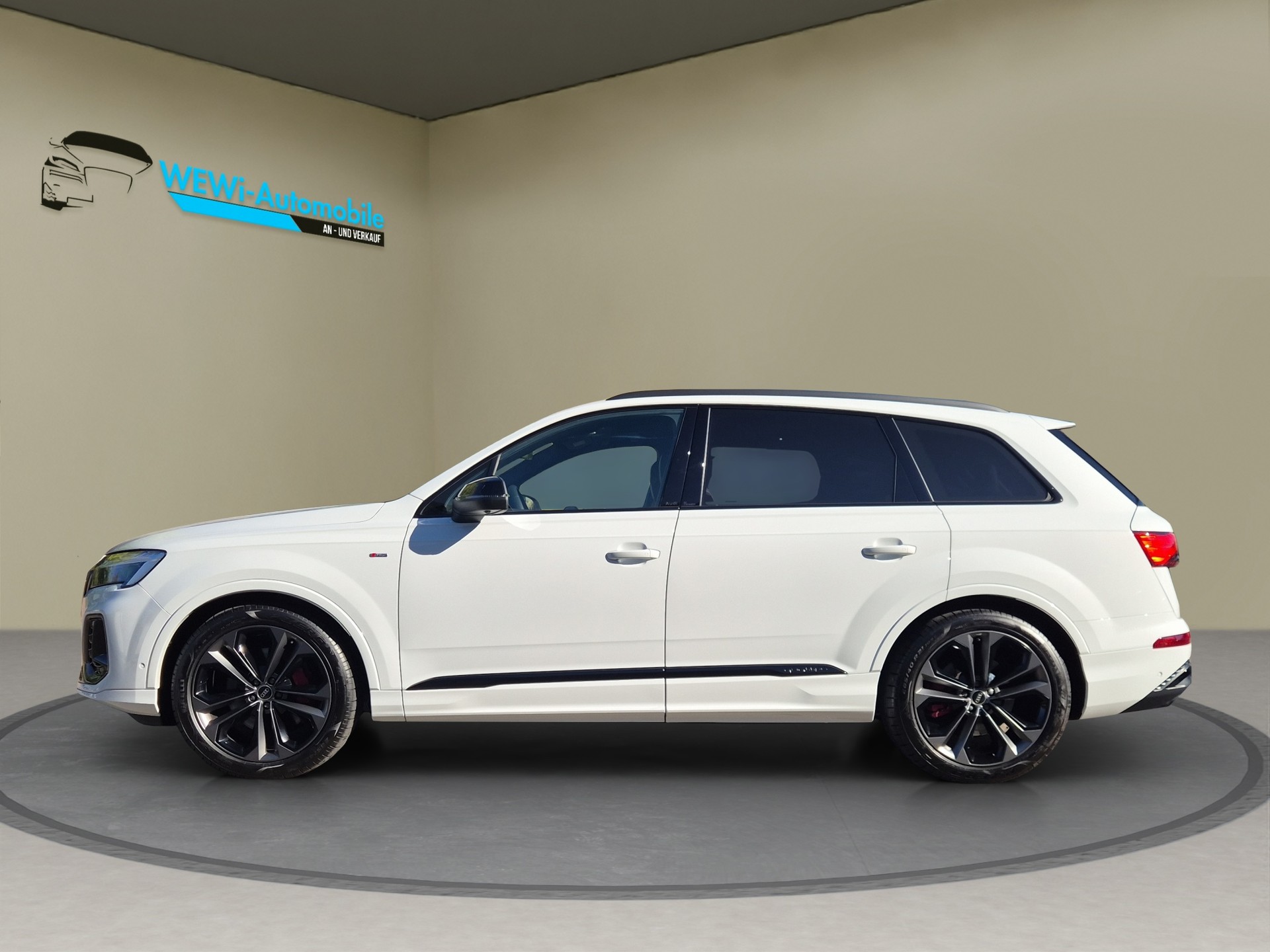 AUDI Q7 SUV TFSI quattro 250 kW S line tiptronic-image-1