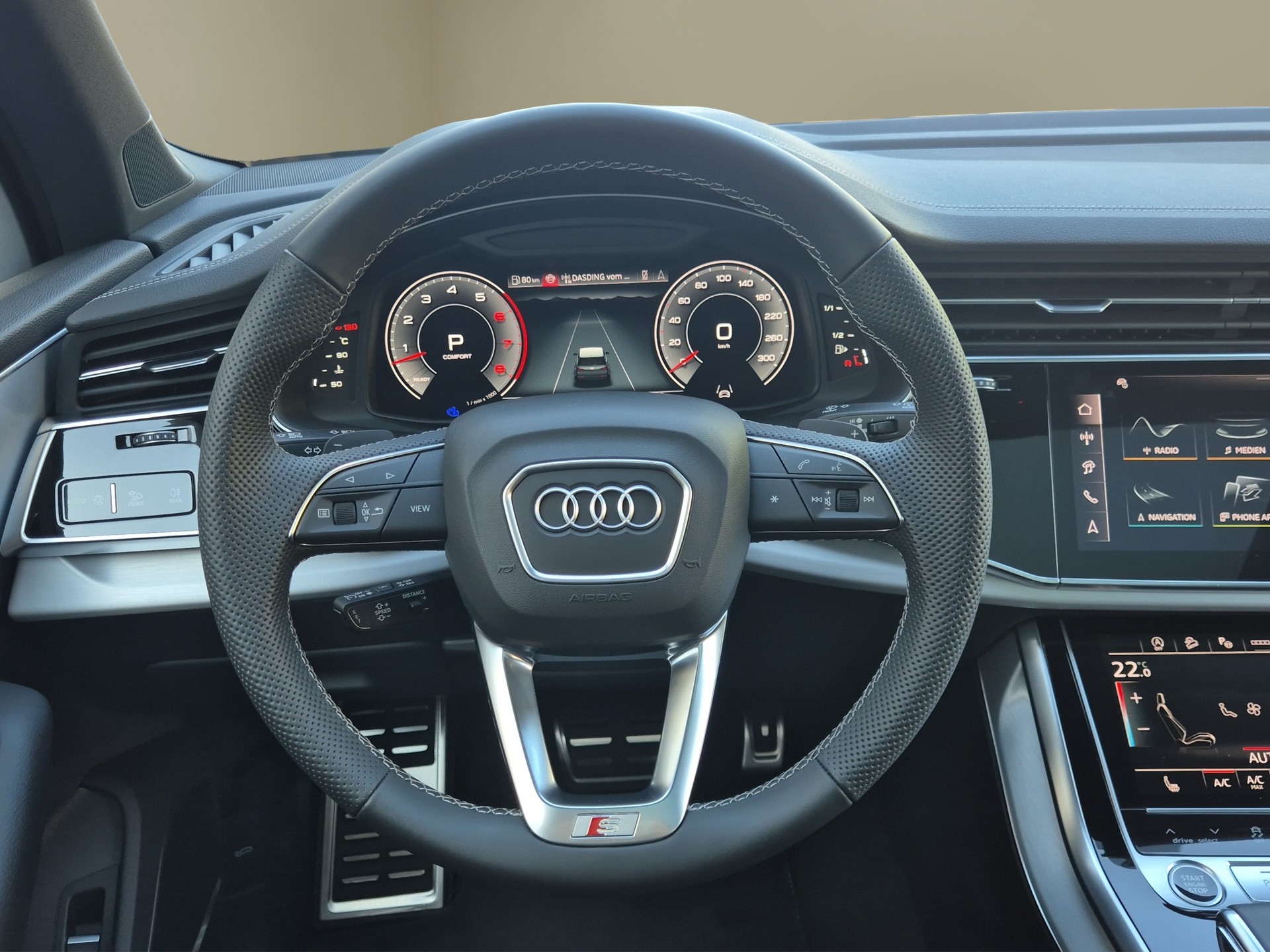 AUDI Q7 SUV TFSI quattro 250 kW S line tiptronic-image-12