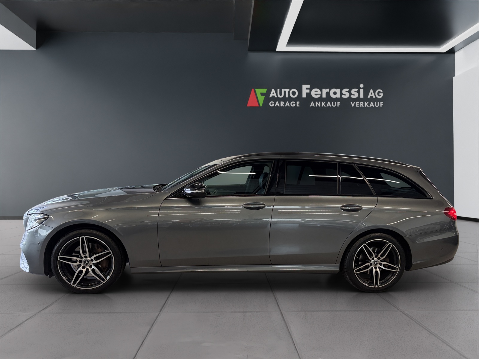 MERCEDES-BENZ E 200 AMG Line 4 Matic 9G-Tronic-image-1