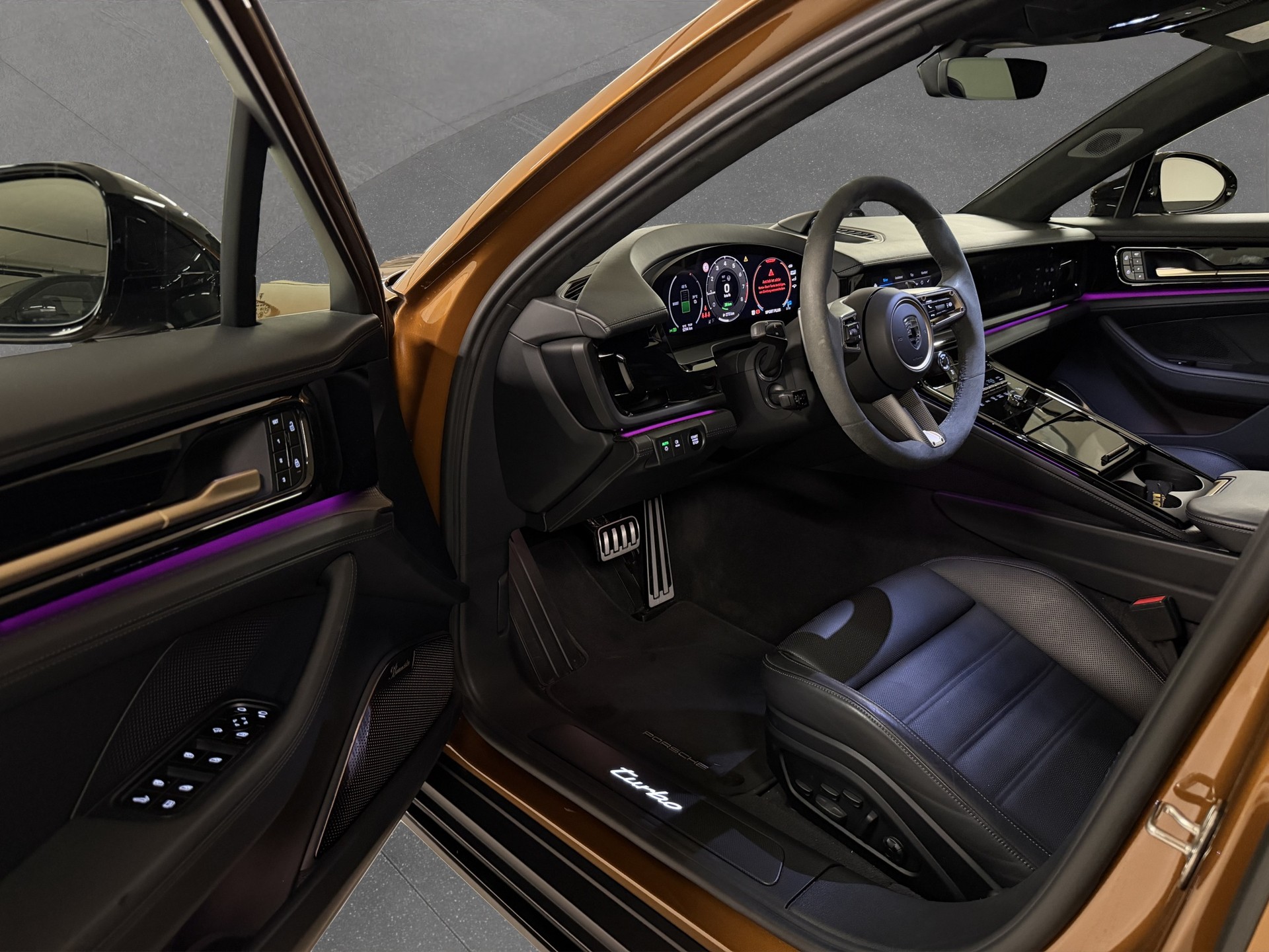 PORSCHE Panamera Turbo E-Hybrid PDK-image-6
