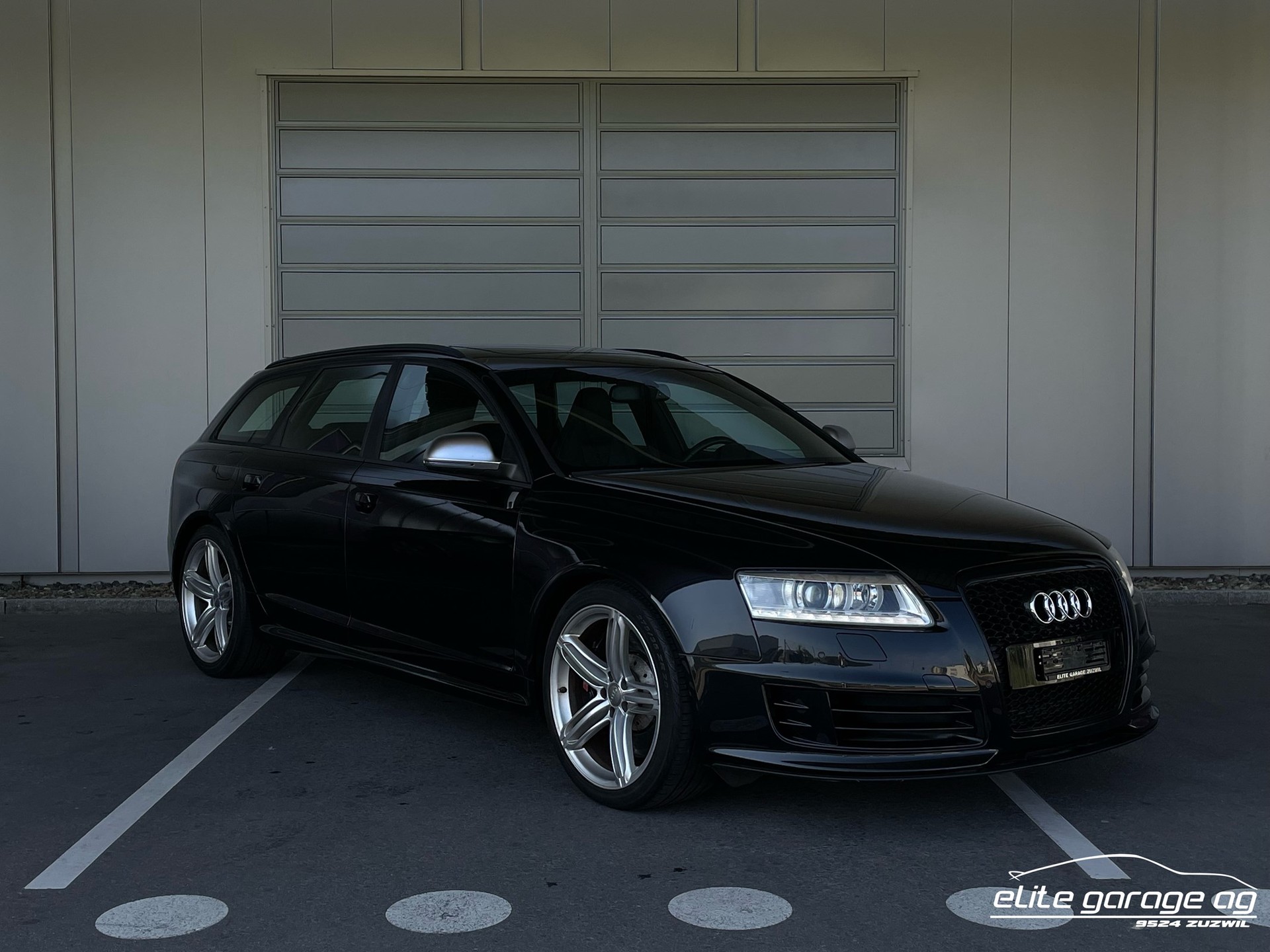 AUDI RS6 Avant 5.0 V10 quattro-image-6