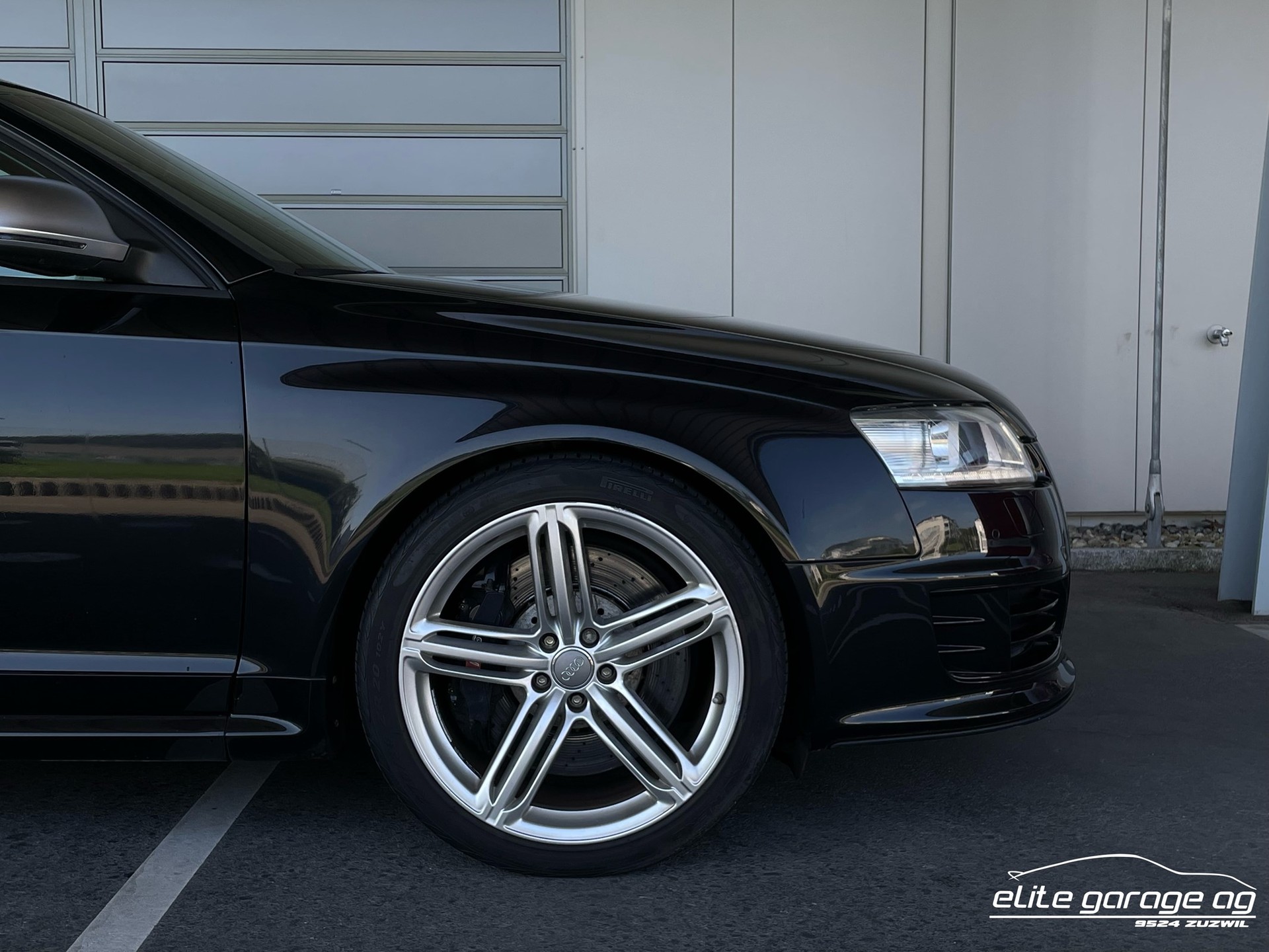 AUDI RS6 Avant 5.0 V10 quattro-image-8