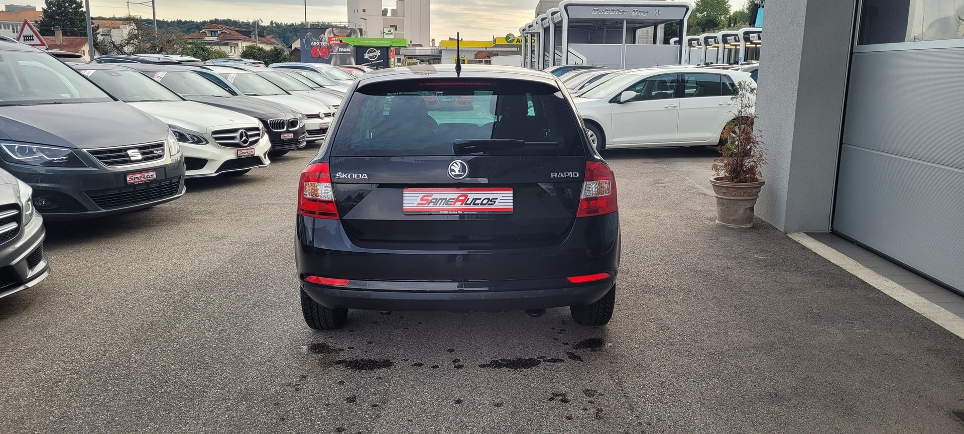 SKODA Rapid Spaceback 1.4 TSI Ambition DSG-image-2