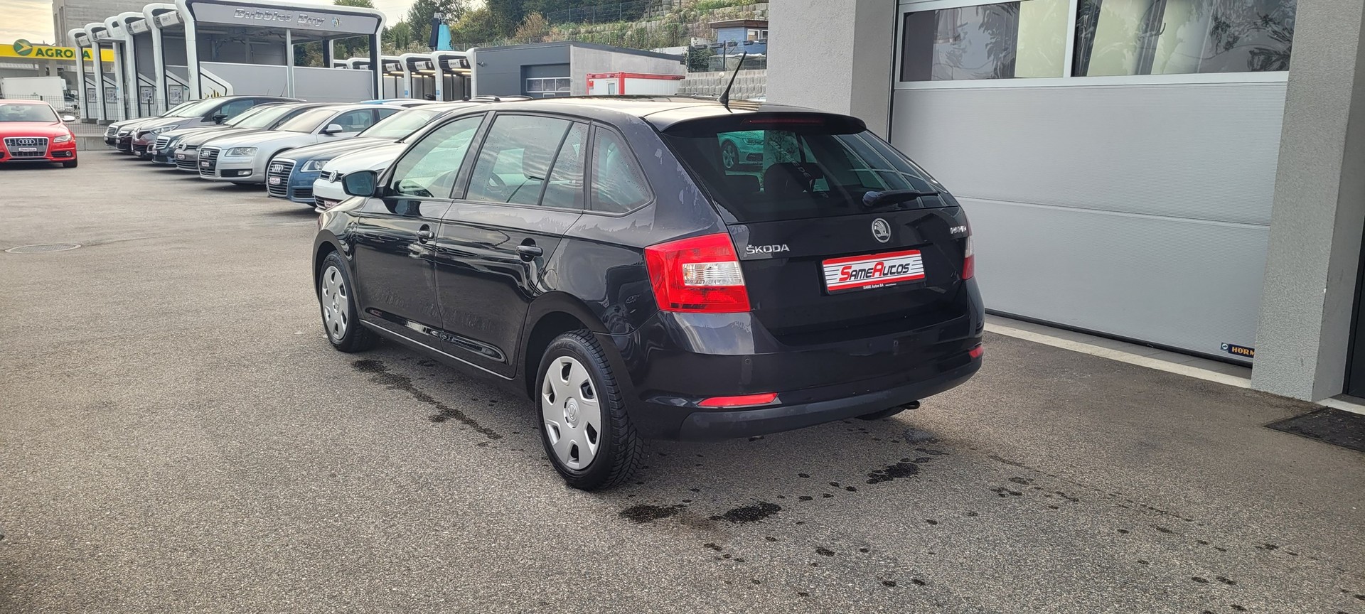 SKODA Rapid Spaceback 1.4 TSI Ambition DSG-image-3