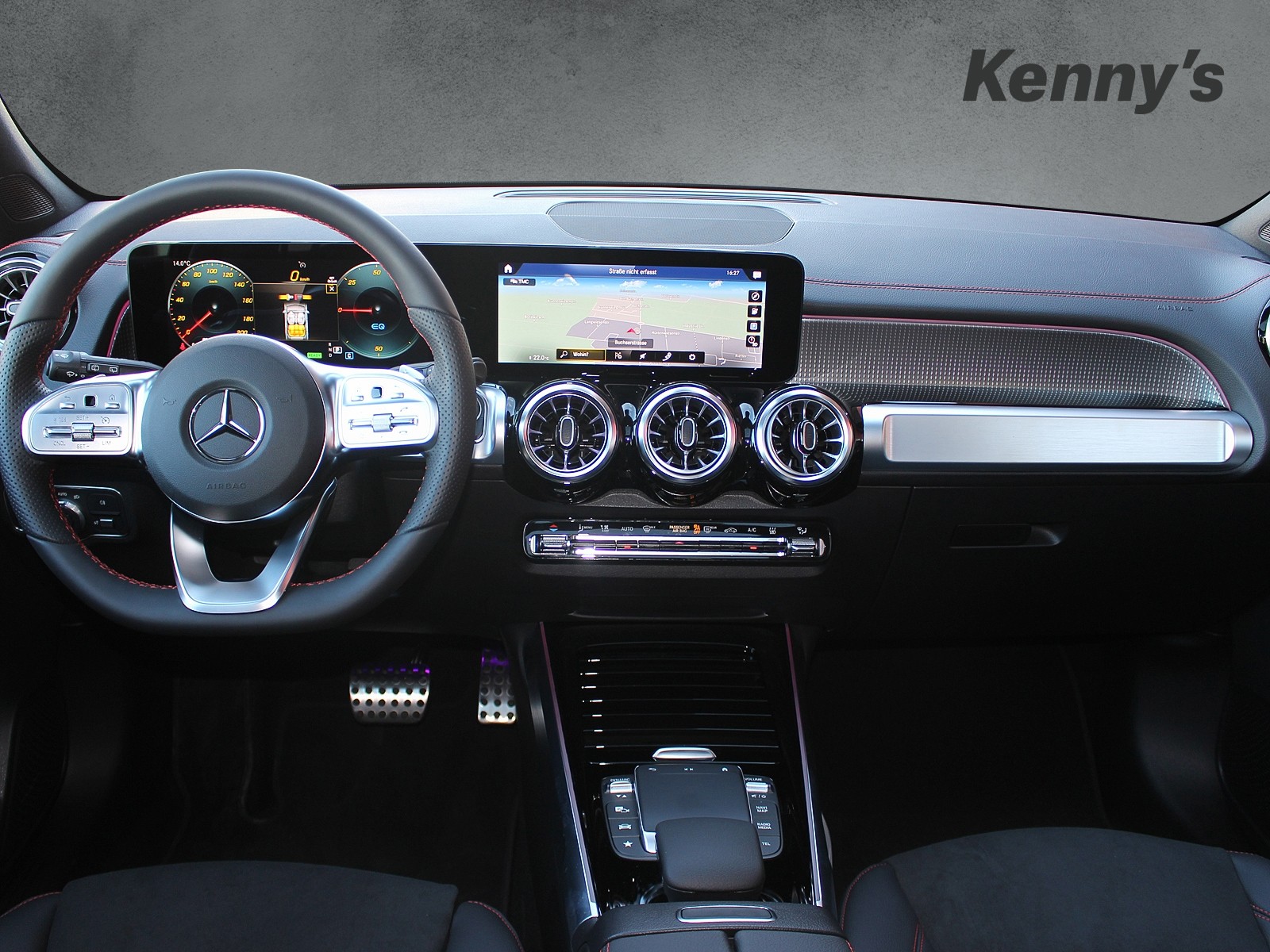 MERCEDES-BENZ EQB 300 AMG Line 4MATIC-image-8