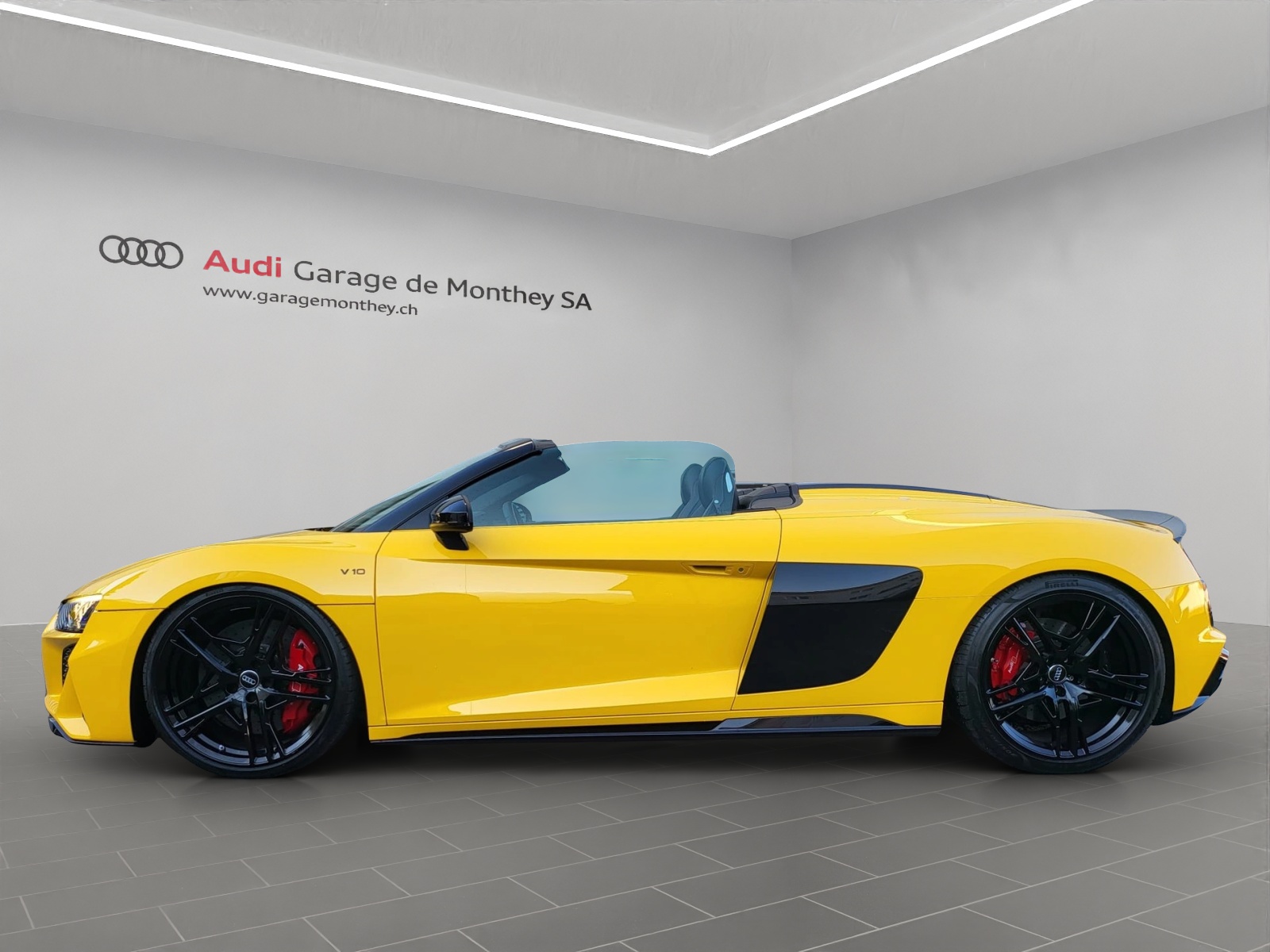 AUDI R8 Spyder performance S-Tronic-image-6