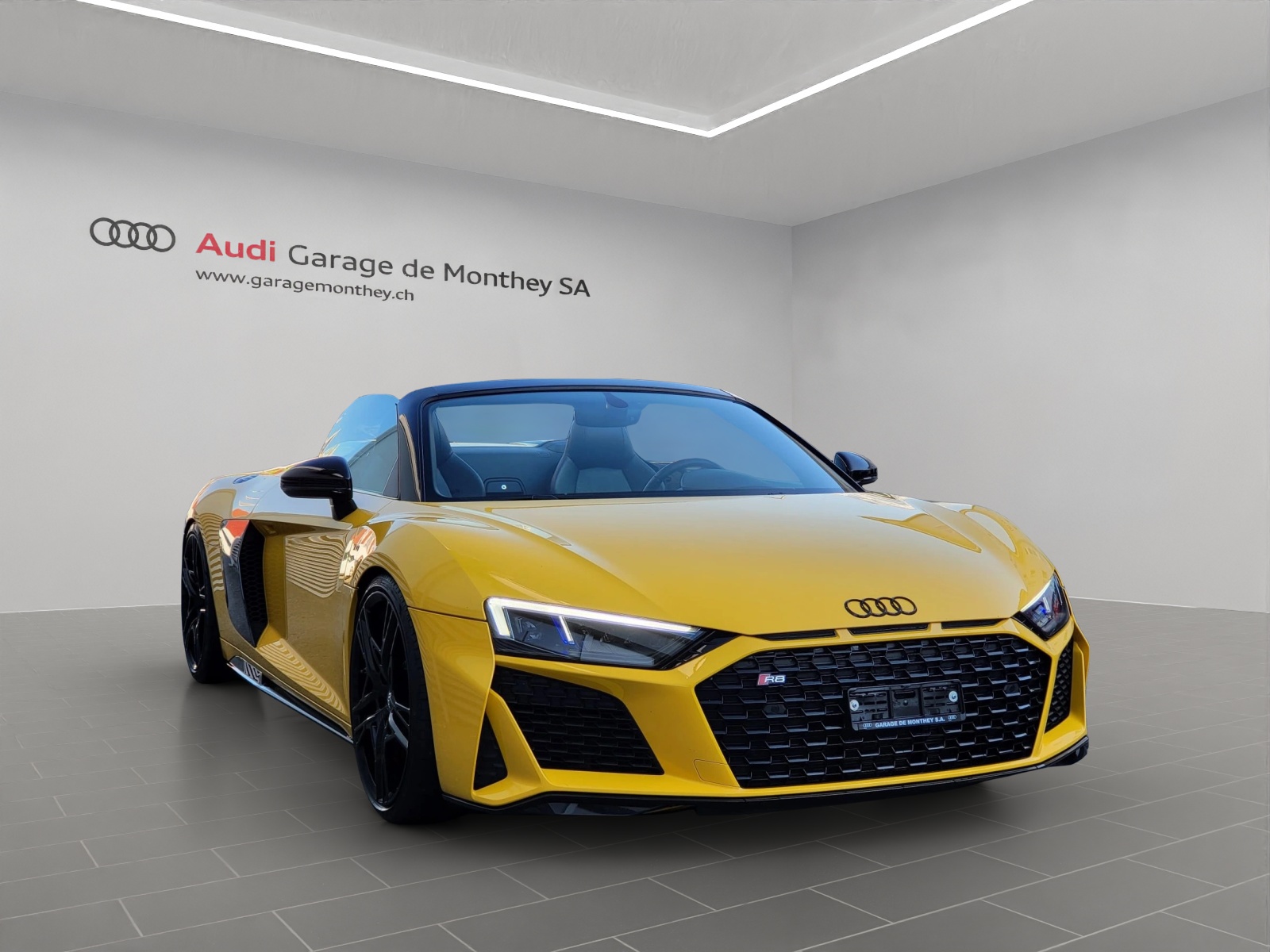 AUDI R8 Spyder performance S-Tronic-image-2