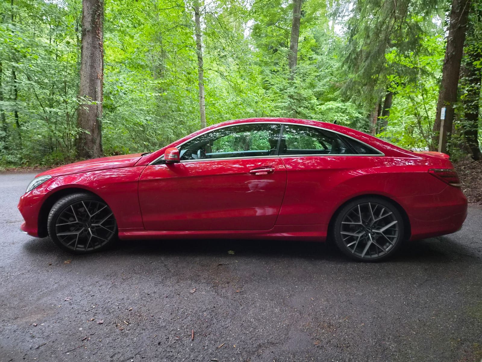 MERCEDES-BENZ E 350 4Matic 7G-Tronic-image-3