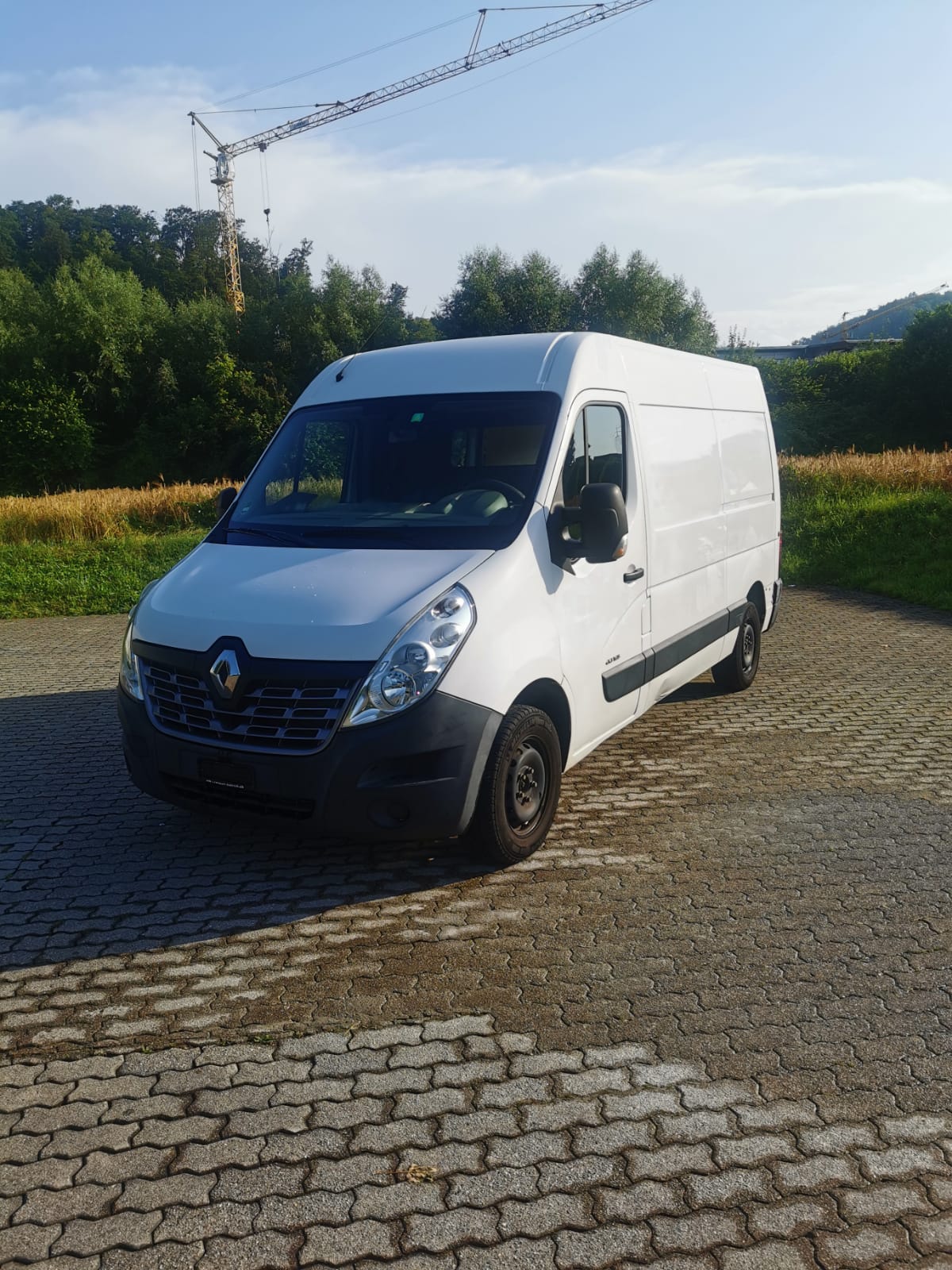 RENAULT Master T35 ENERGY 2.3dCi 165 L2H2-image-1