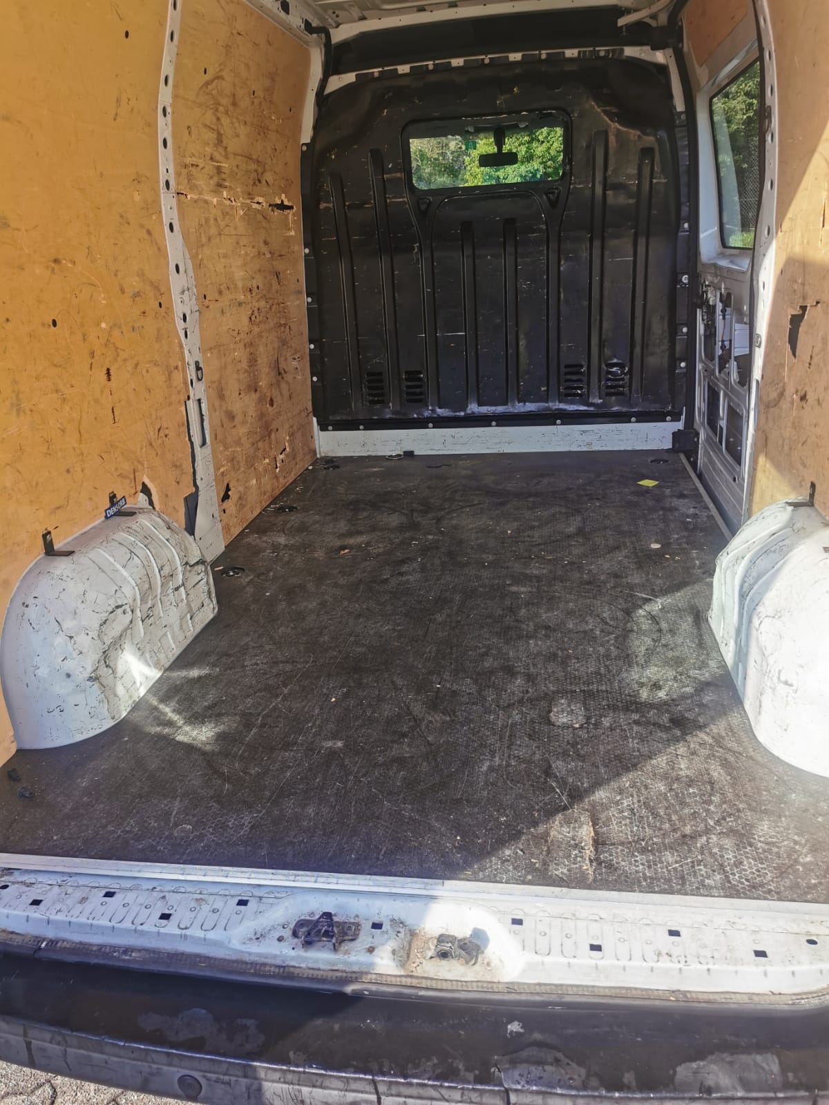 RENAULT Master T35 ENERGY 2.3dCi 165 L2H2-image-8