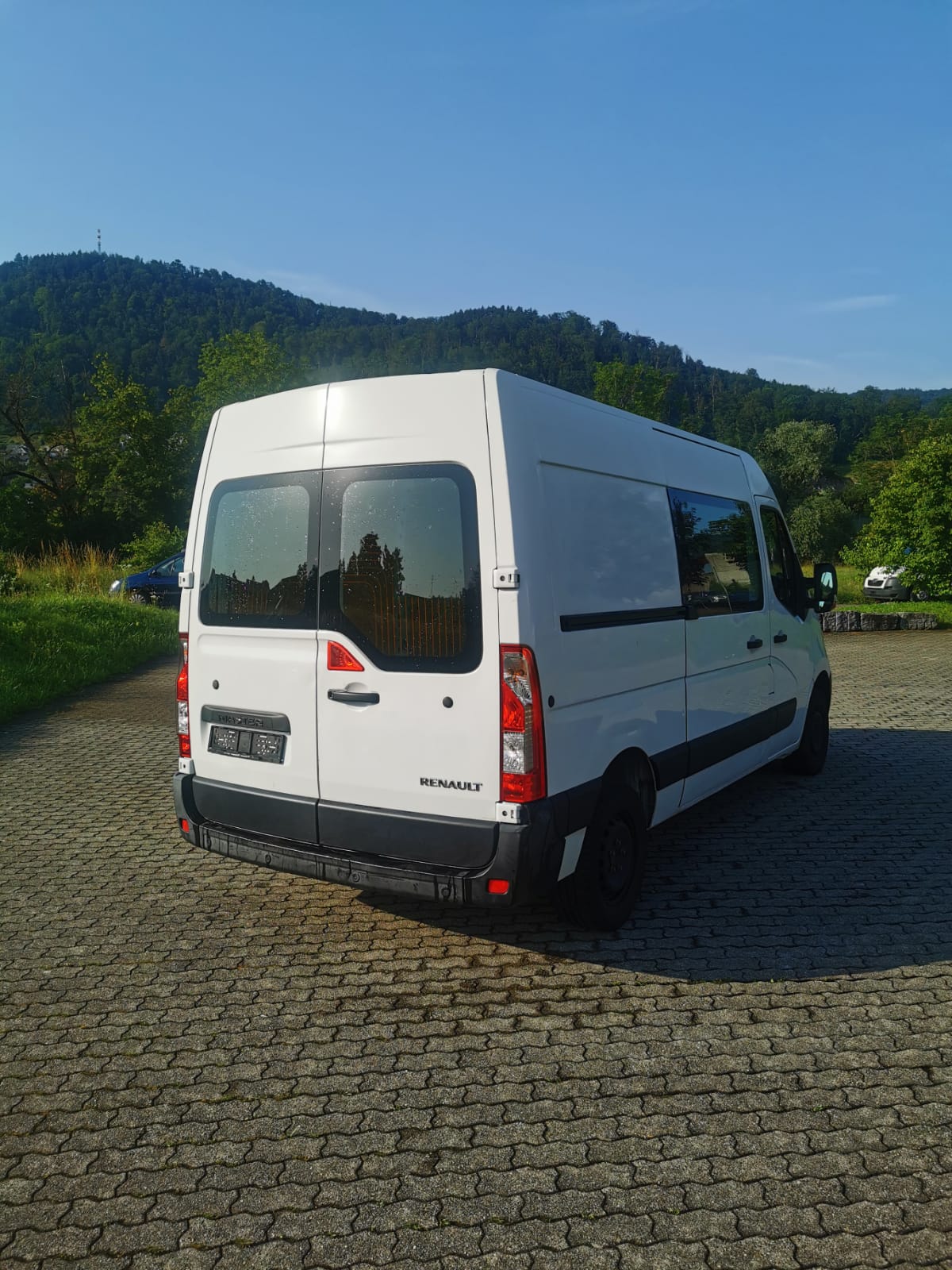 RENAULT Master T35 ENERGY 2.3dCi 165 L2H2-image-4