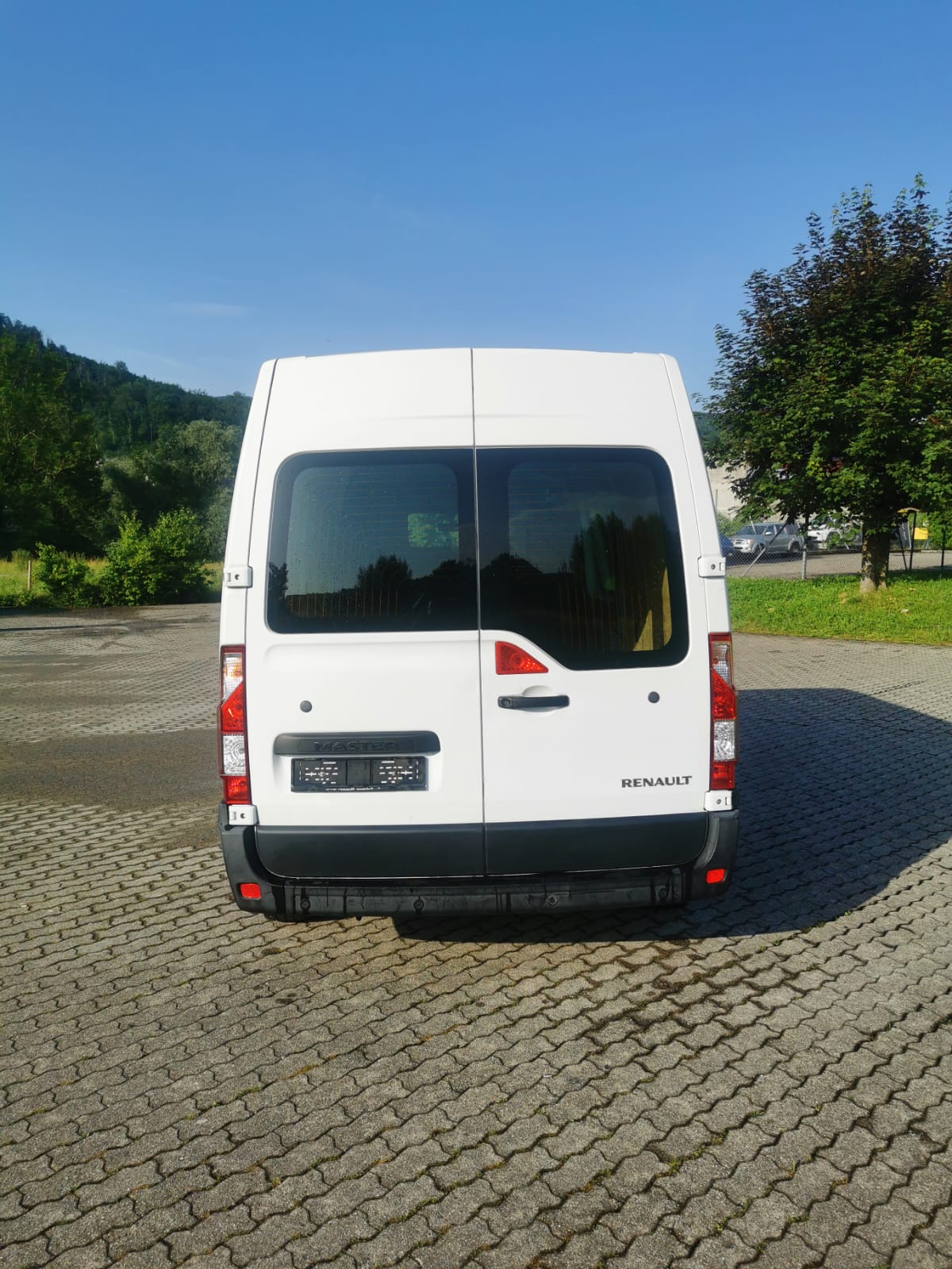 RENAULT Master T35 ENERGY 2.3dCi 165 L2H2-image-10