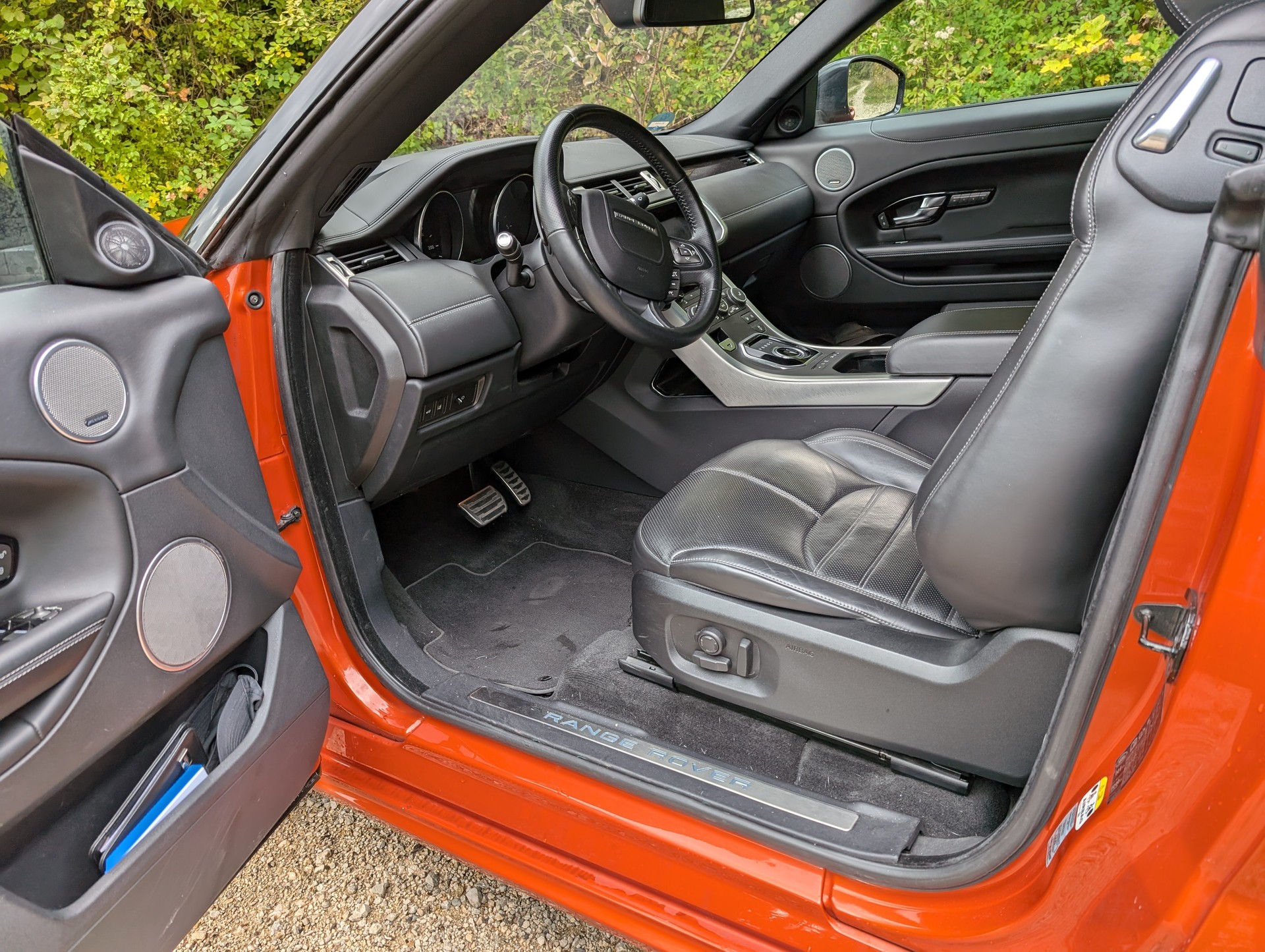 LAND ROVER Range Rover Evoque Convert. 2.0 TD4 SE Dynamic AT9-image-8