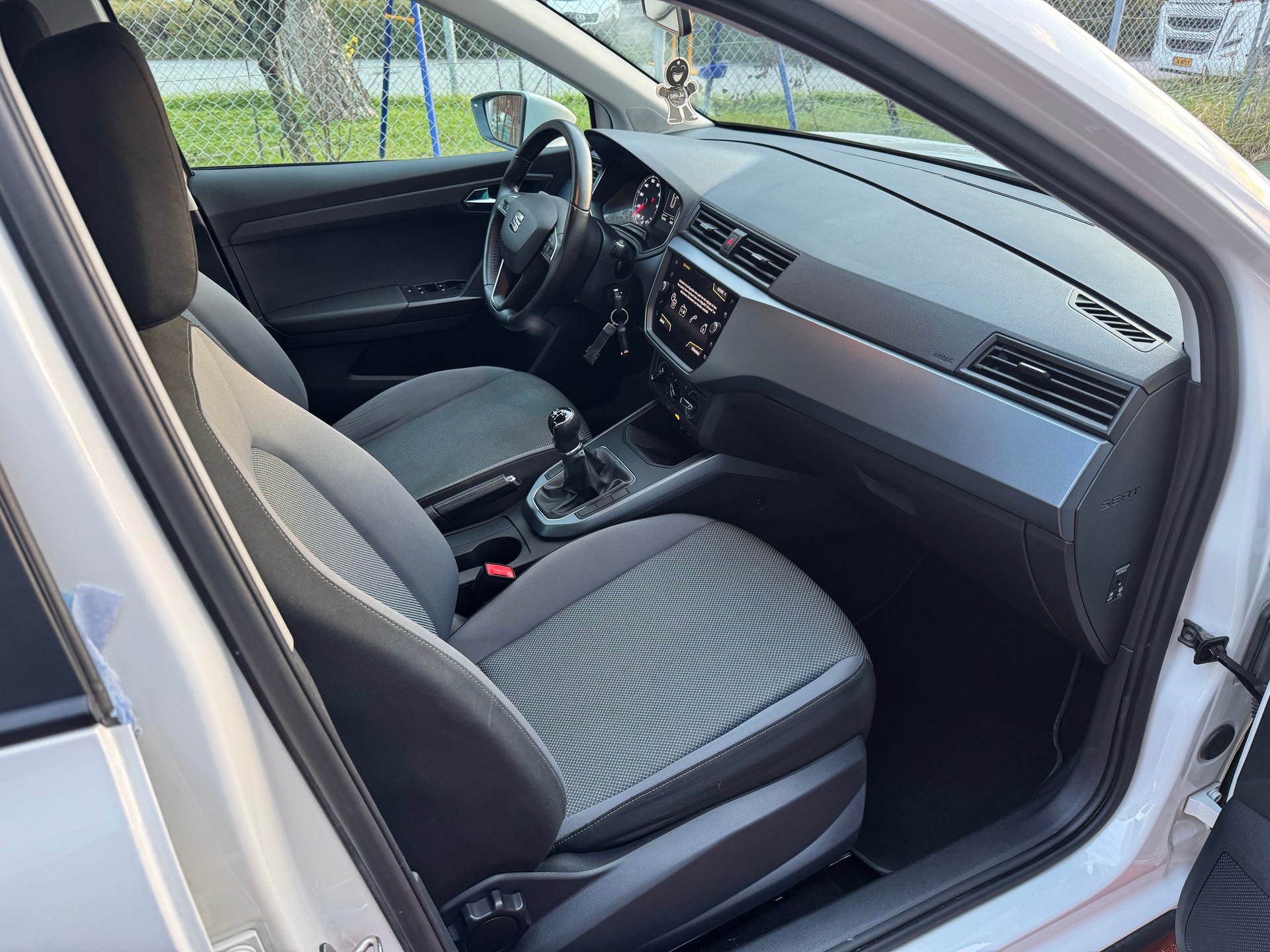 SEAT Arona 1.0 TSI Eco Style-image-9