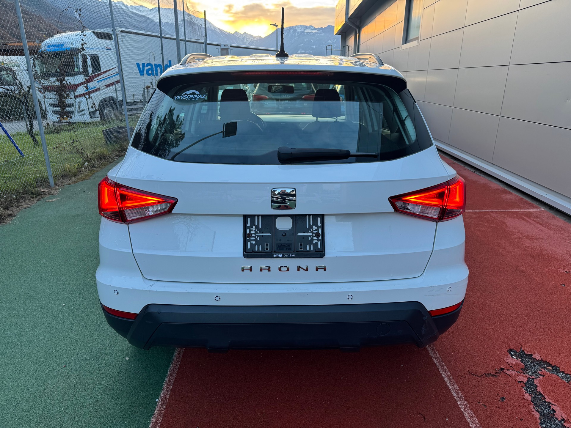 SEAT Arona 1.0 TSI Eco Style-image-5