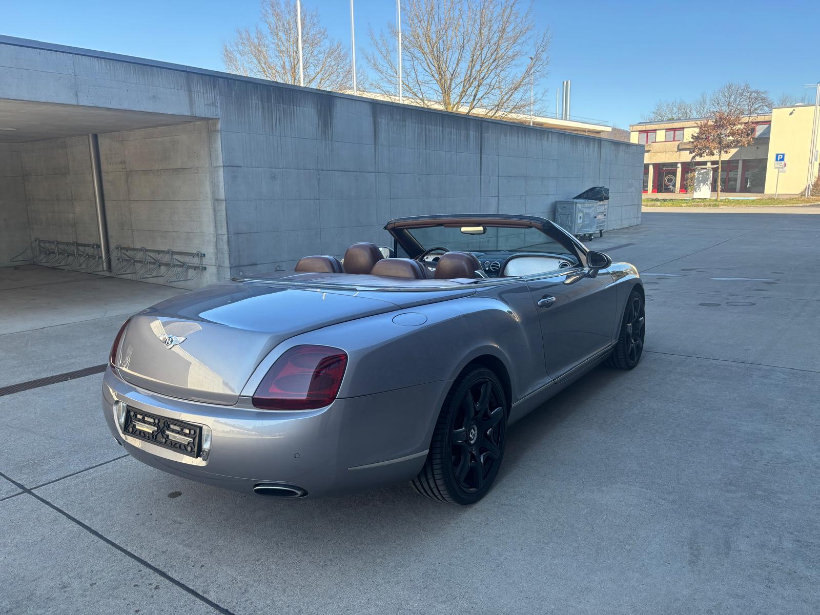 BENTLEY Continental GTC 6.0-image-5