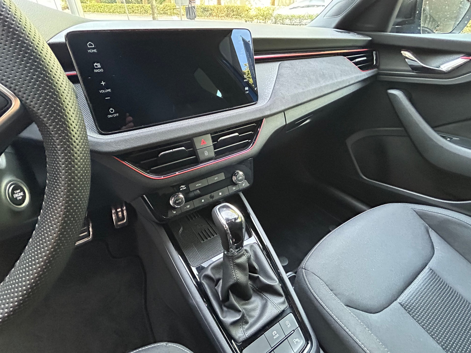 SKODA Scala 1.0 TSI Dynamic DSG-image-6
