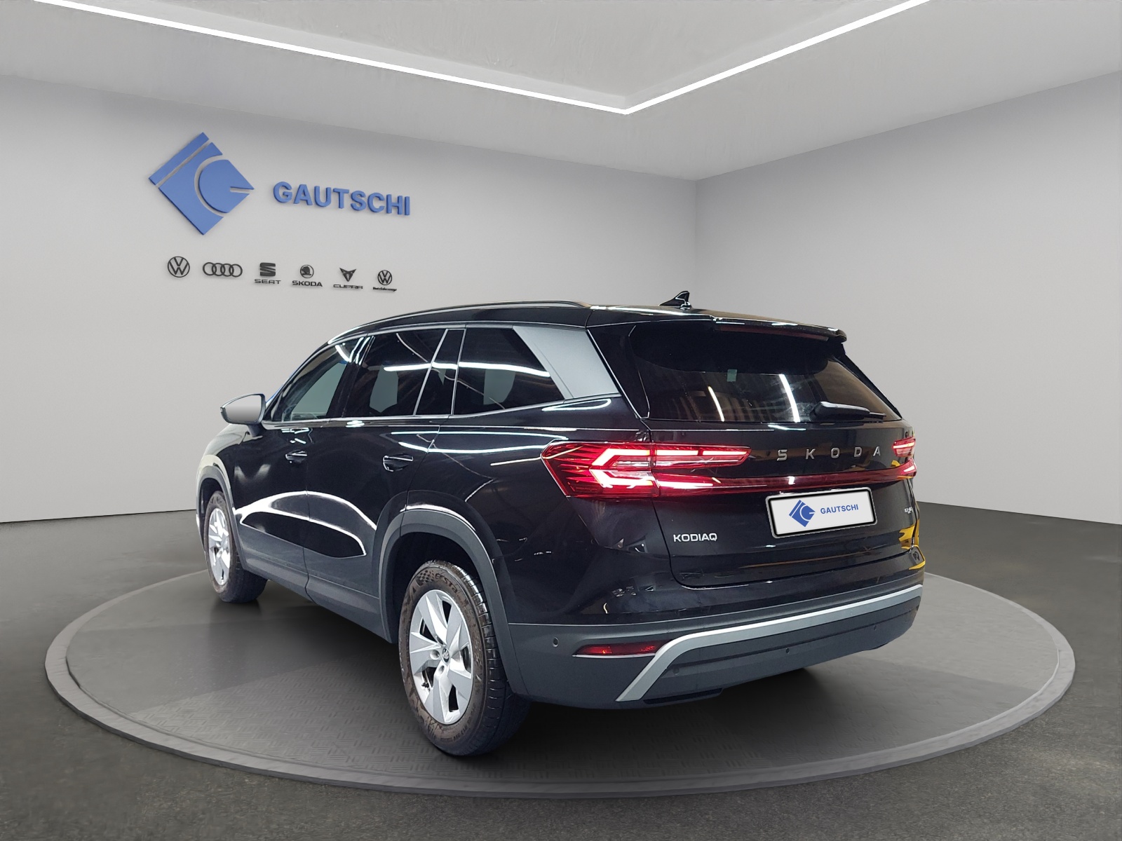 SKODA Kodiaq 2.0 TSI Selection 4x4-image-2