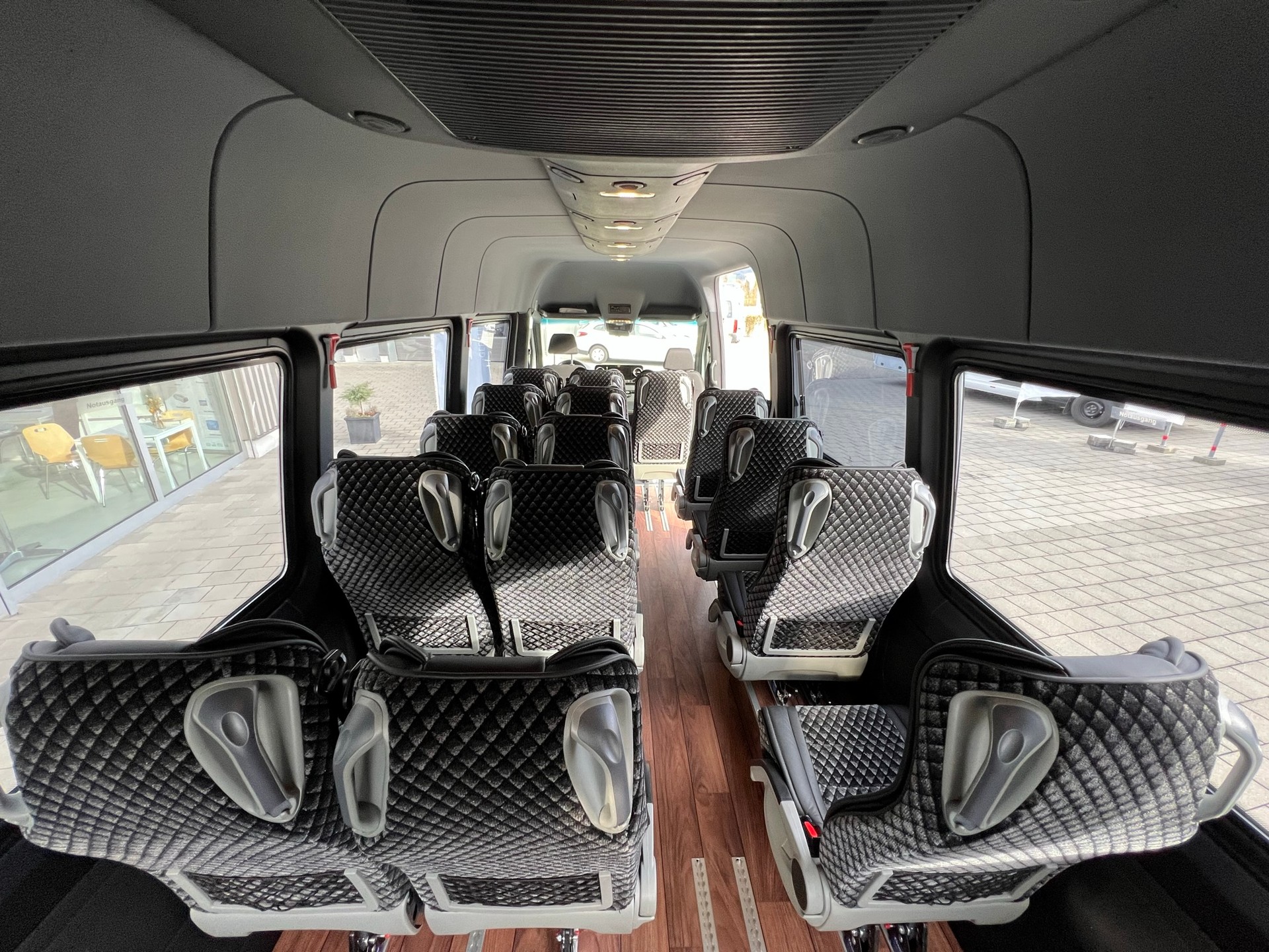 MERCEDES-BENZ Sprinter (E06) 519 mit Fahrschulpedal-image-14