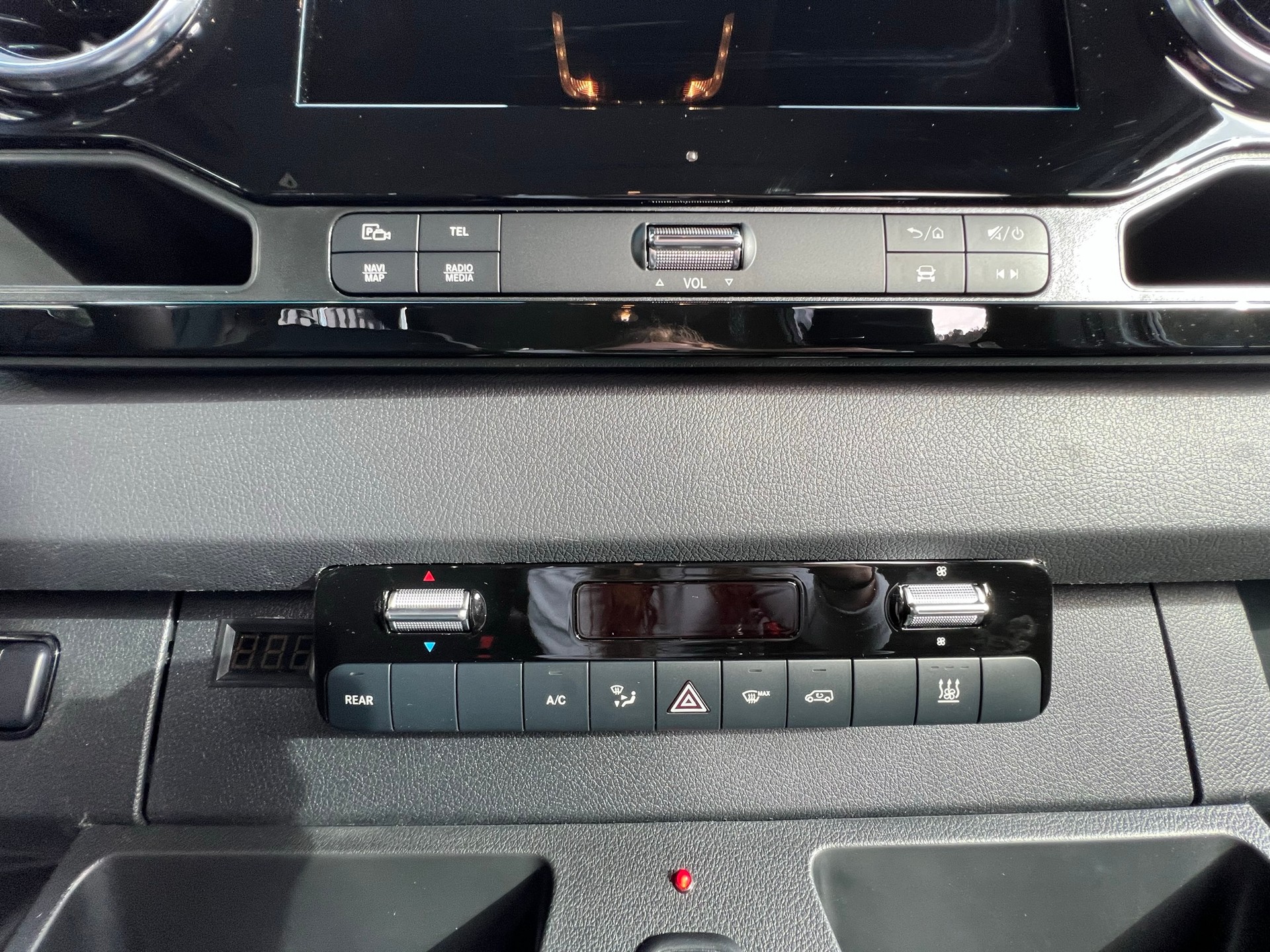 MERCEDES-BENZ Sprinter (E06) 519 mit Fahrschulpedal-image-5