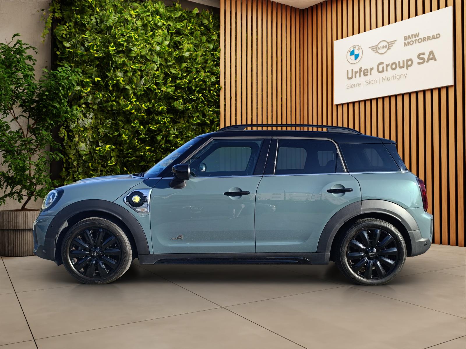 MINI Countryman Cooper SE ALL4 PHEV Steptronic (CH)-image-2