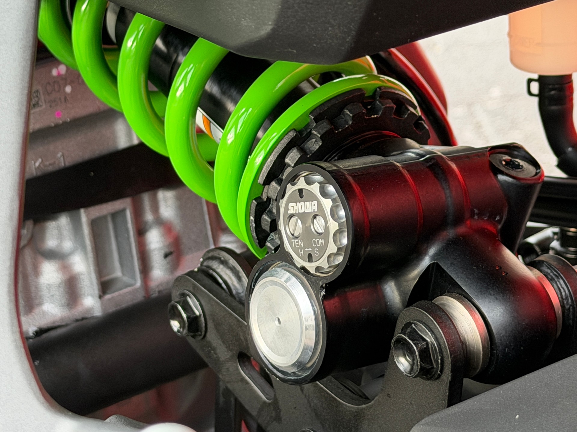 KAWASAKI Ninja ZX-4RR-image-12