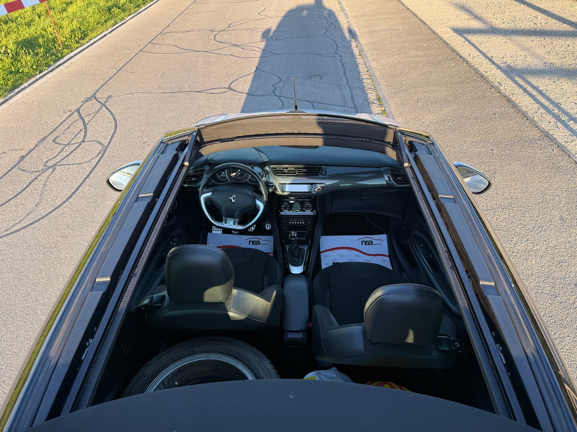DS AUTOMOBILES DS3 Cabrio 1.6 THP Sport Chic Plus-image-6