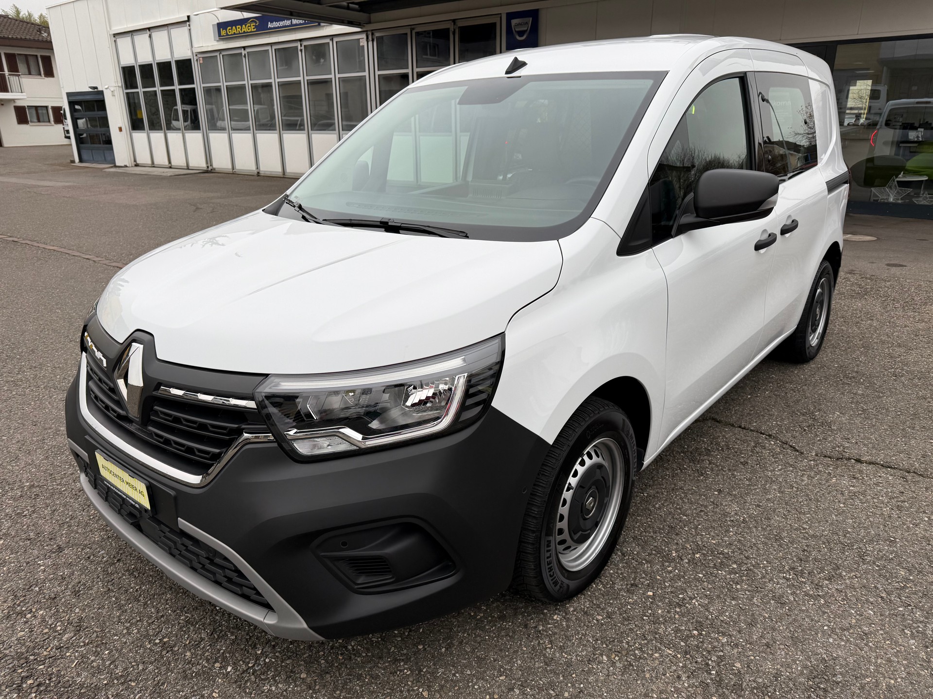RENAULT Kangoo Van 1.5 dCi Standard 95 Extra-image-1