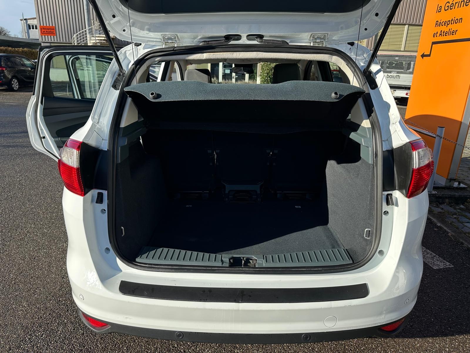 FORD C-Max 1.0 SCTi Carving-image-6