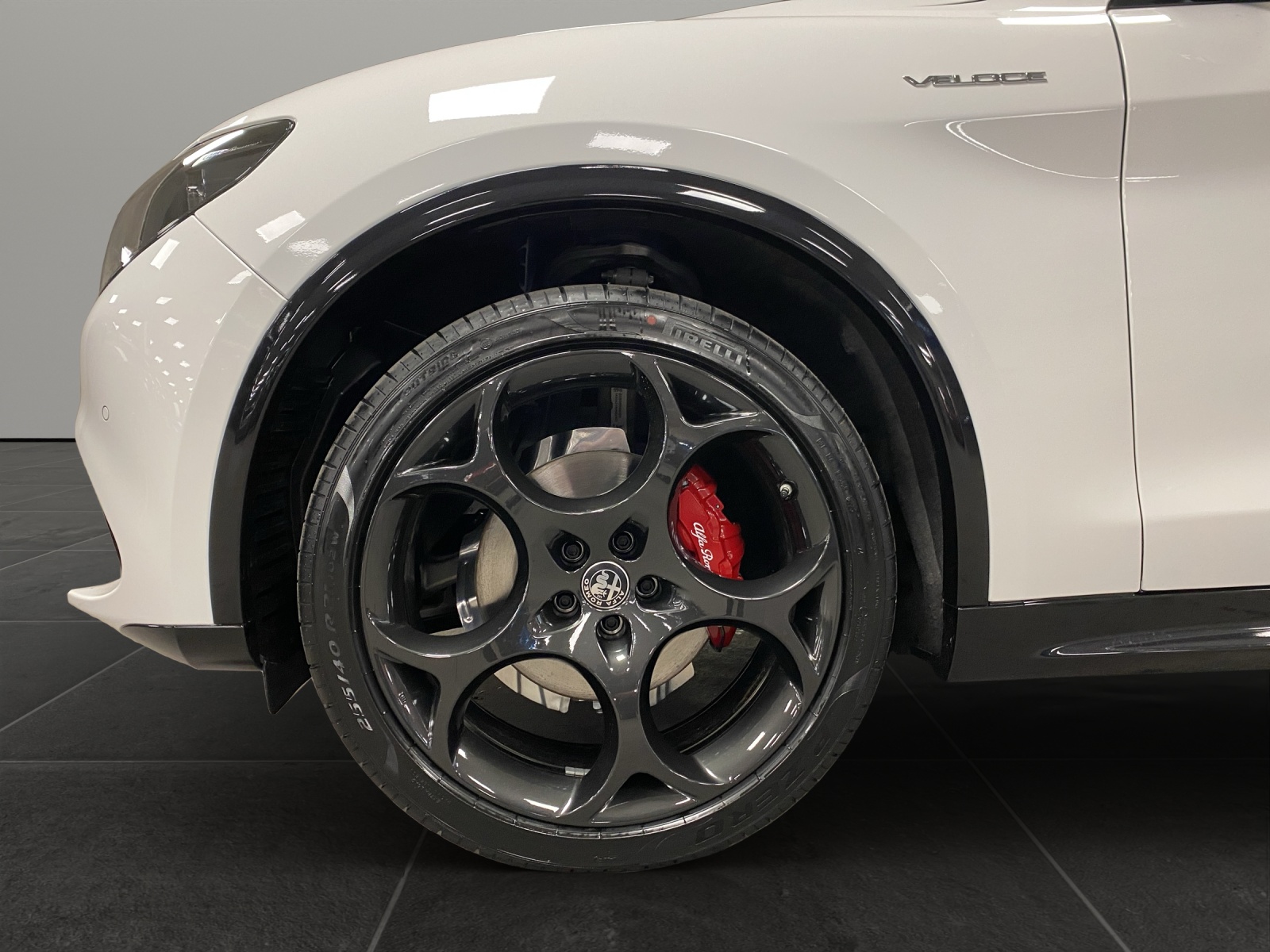 ALFA ROMEO STELVIO 2.0 Q4 280 Veloce P-image-7