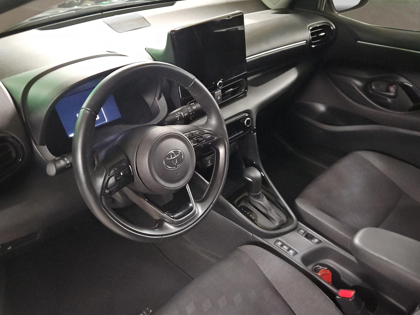 TOYOTA Yaris 1.5 VVT-i HSD Trend-image-6