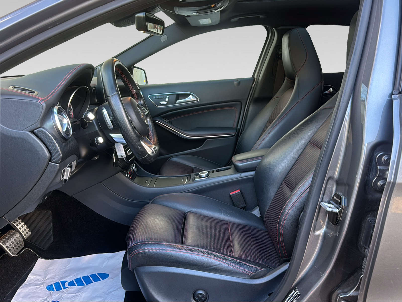 MERCEDES-BENZ A 200 CDI AMG Line 4Matic 7G-DCT-image-10