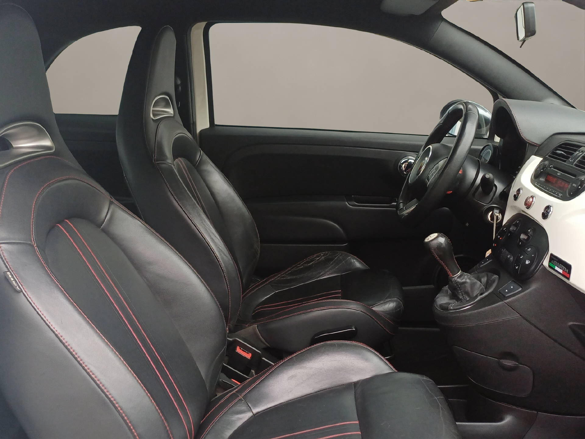 FIAT 500 Abarth 1.4 T-Jet 160 SS-image-15