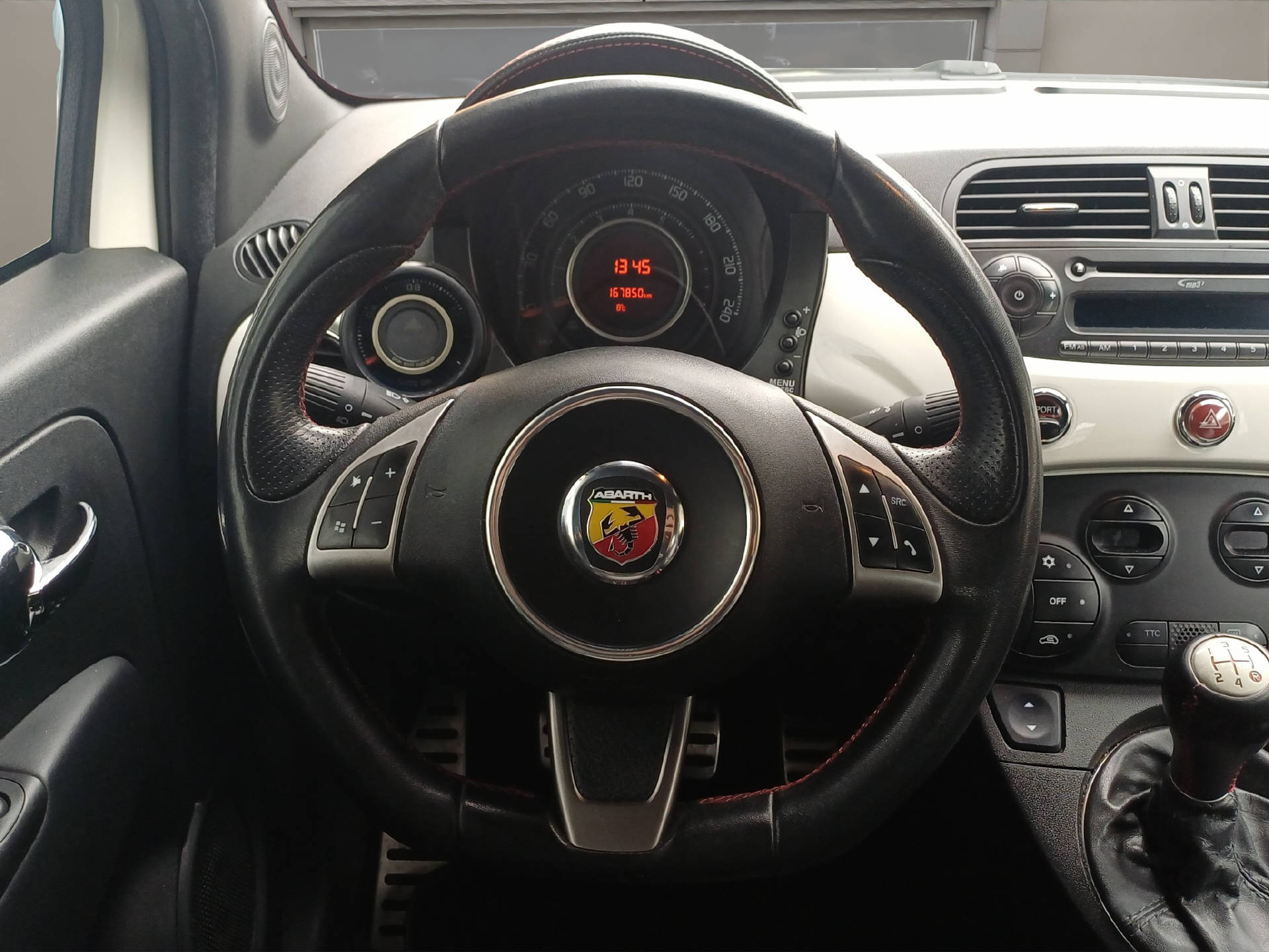 FIAT 500 Abarth 1.4 T-Jet 160 SS-image-9