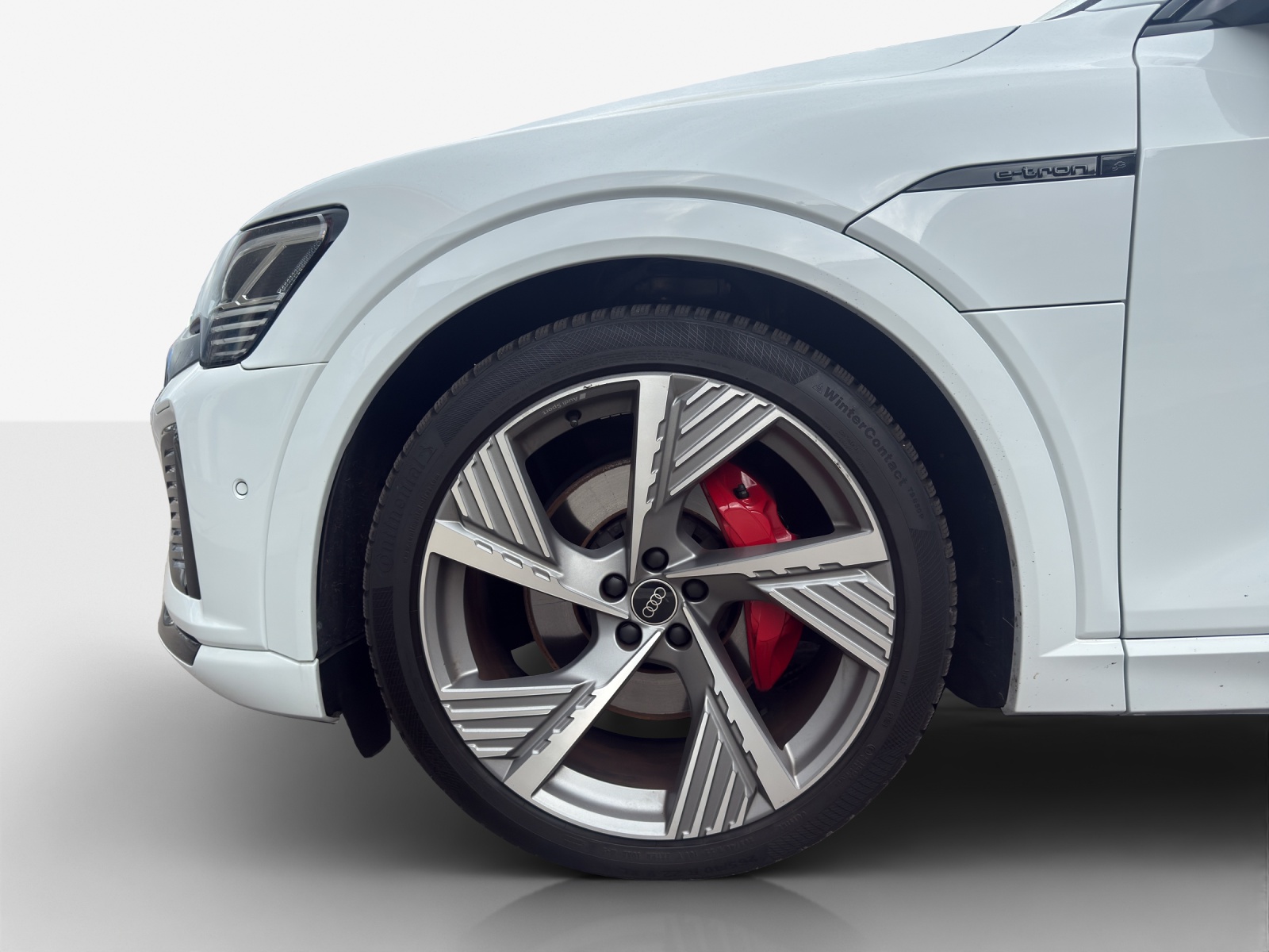AUDI Q8 55 e-tron Black Edition quattro-image-14