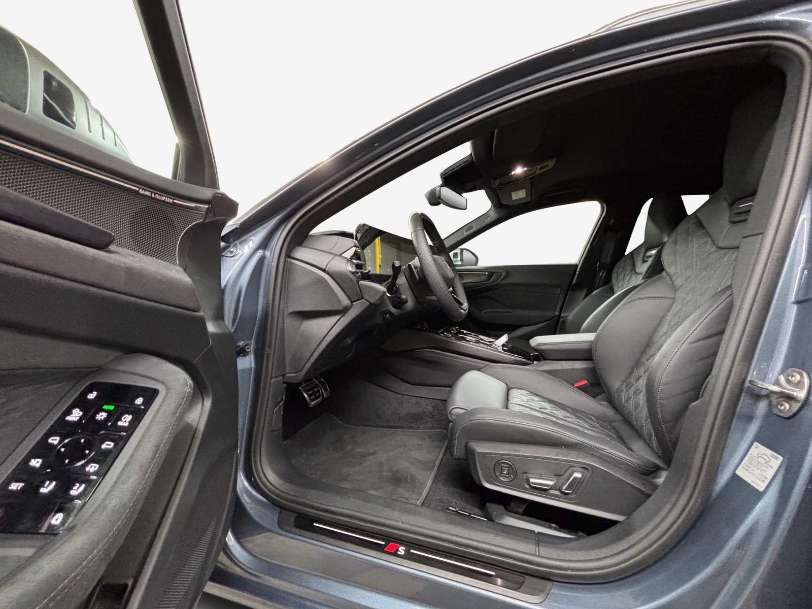 AUDI S5 Avant TFSI quattro S tronic-image-7