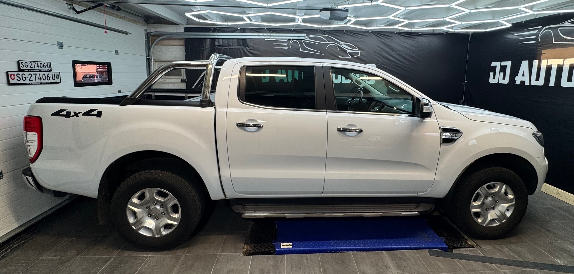 FORD Ranger Wildtrak 3.2 TDCi 4x4 A-image-5